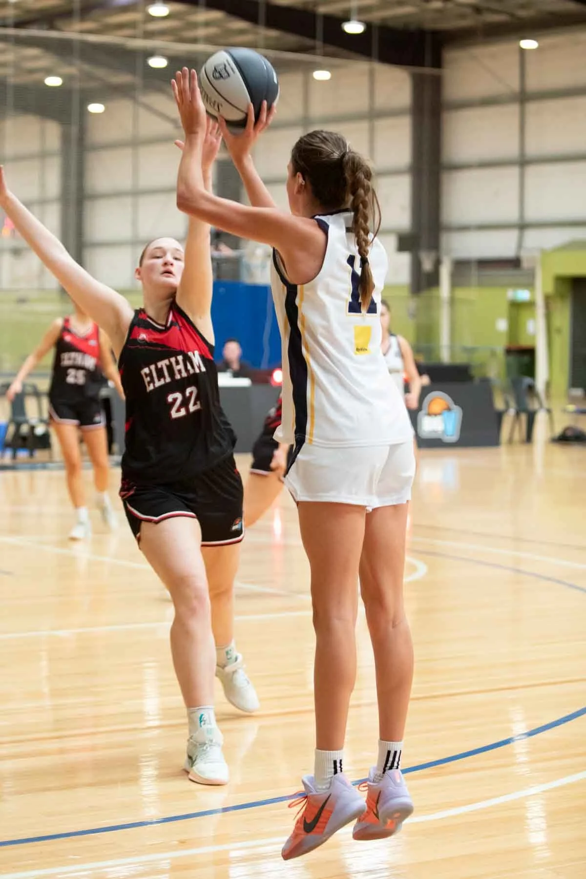 R2 VYCW PakenhamVEltham  MS4_9794_01.jpg