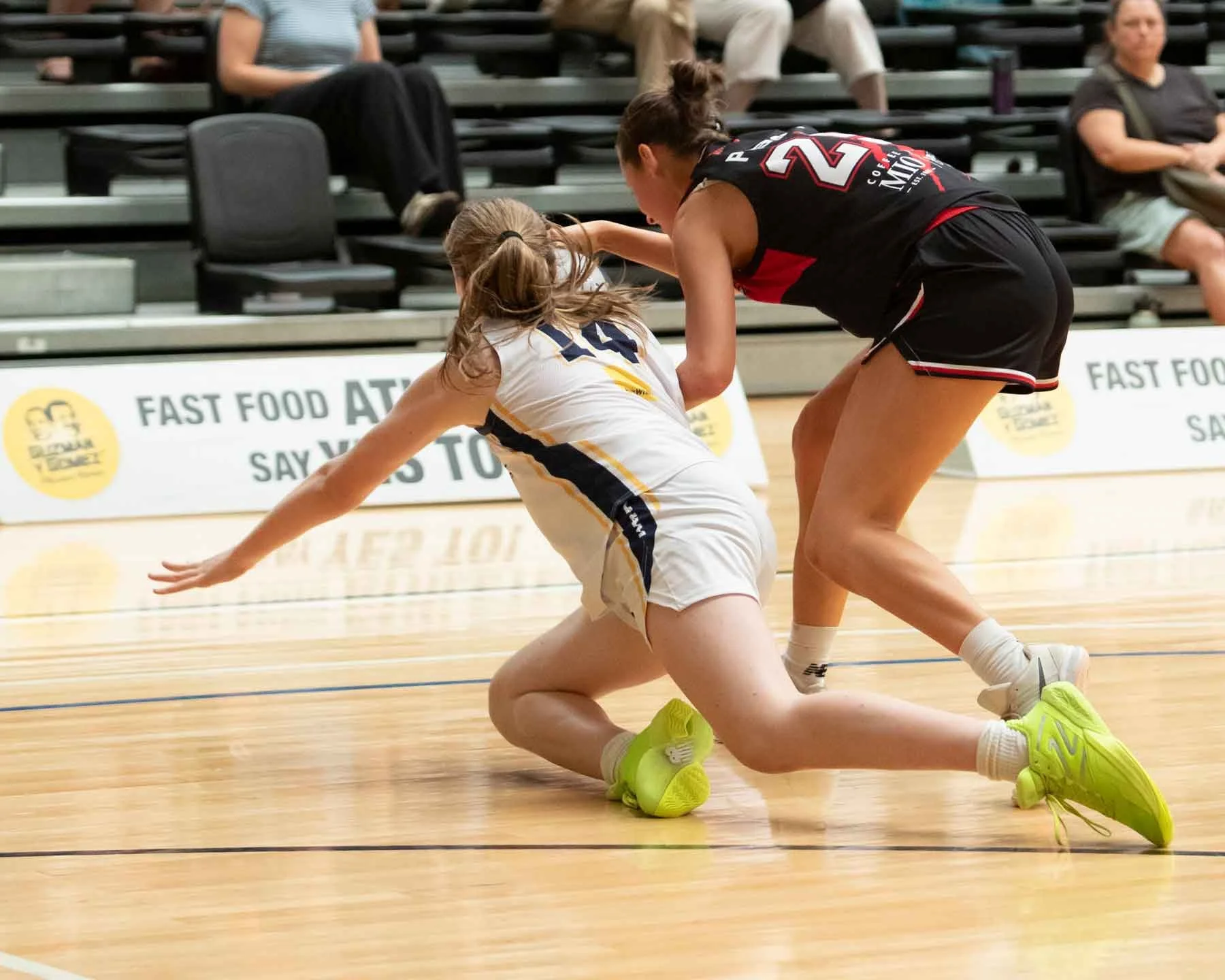 R2 VYCW PakenhamVEltham  MS4_9295_01.jpg