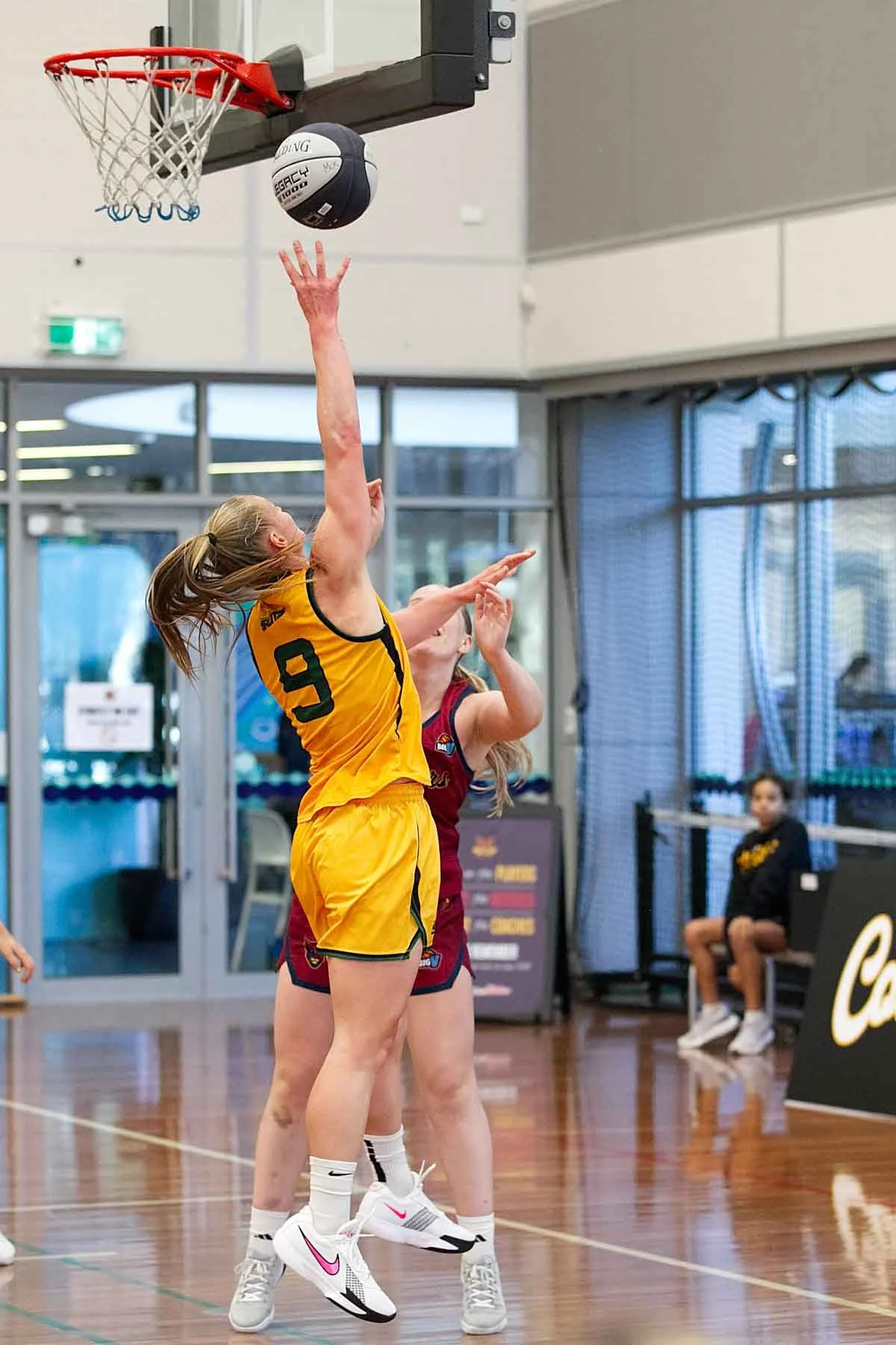 R01_CW McKinnon_V_Sherbrooke 6DSP_8081.jpg