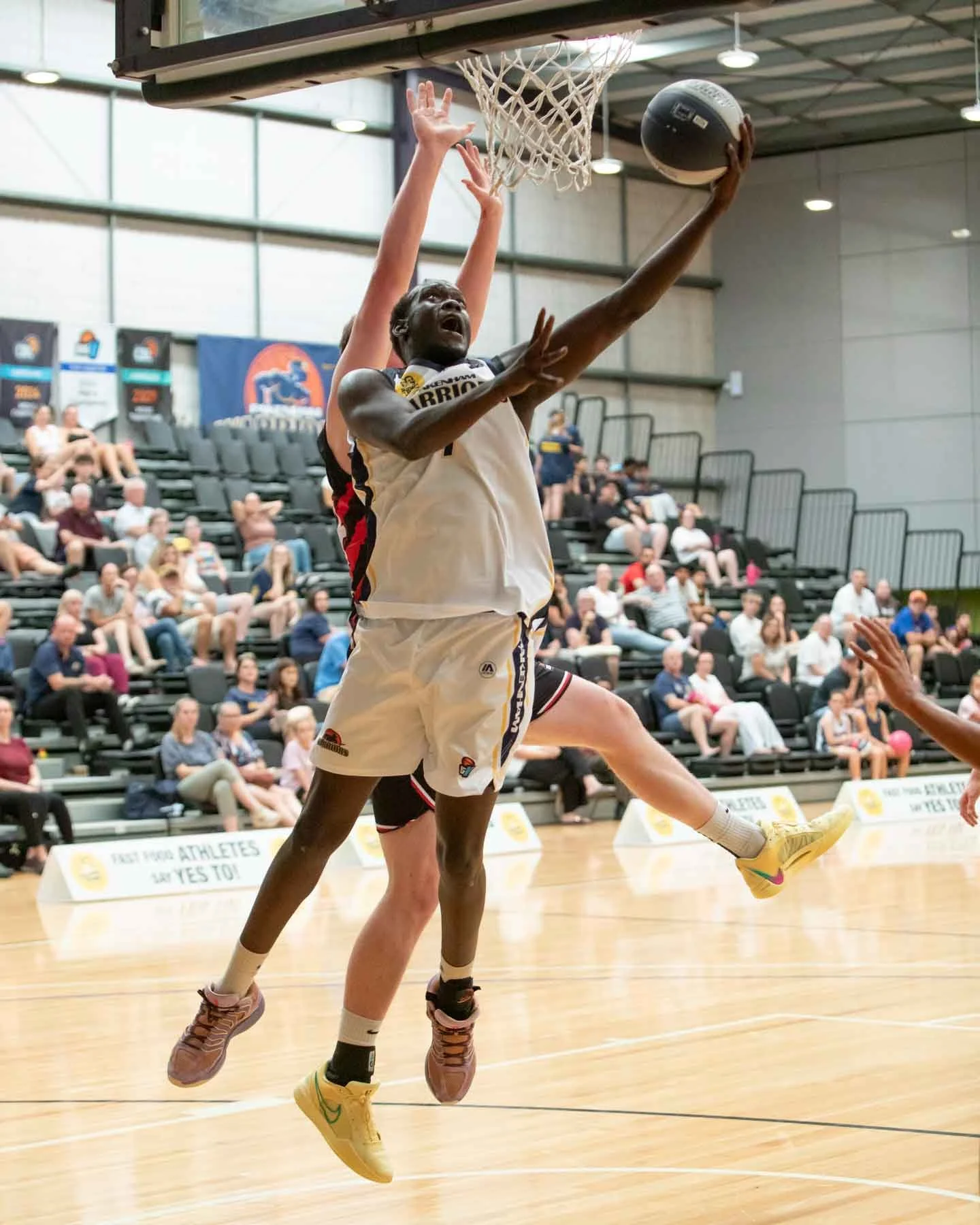 R2 VYCM PakenhamVEltham  MS4_0349_01.jpg