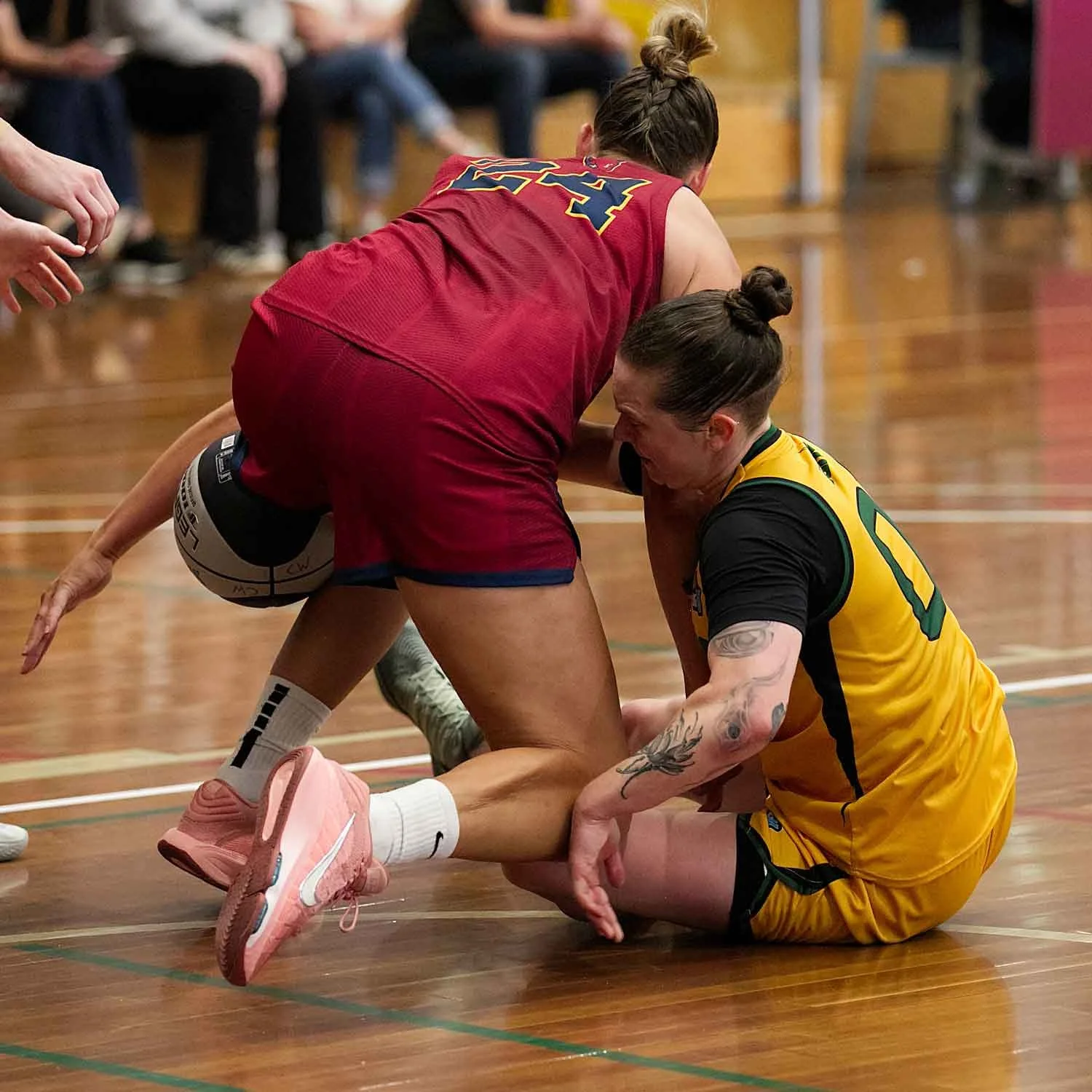 R01_CW McKinnon_V_Sherbrooke 6DSP_8295.jpg