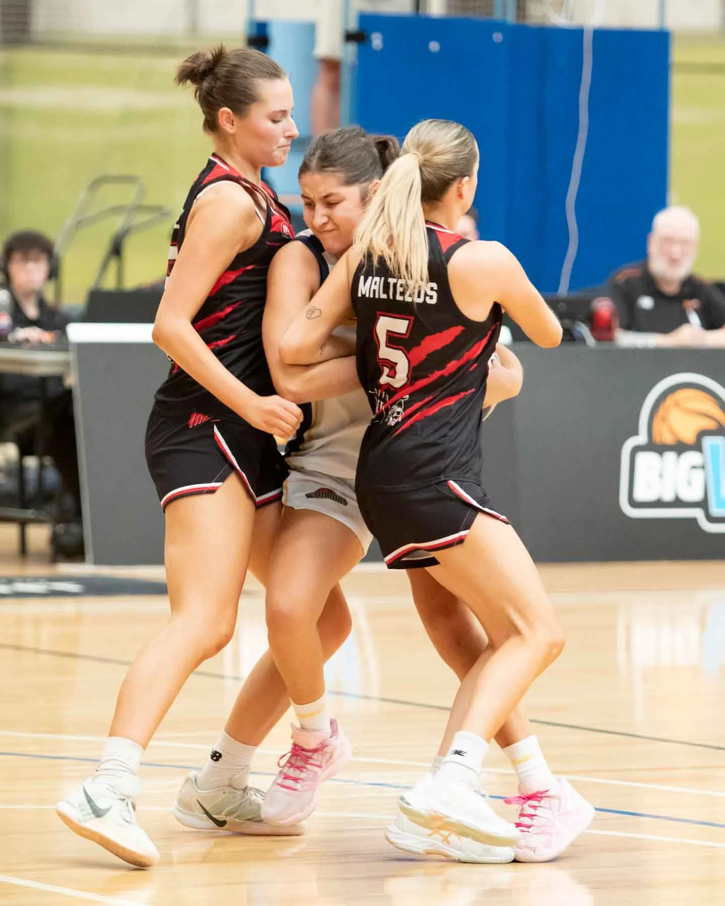 R2 VYCW PakenhamVEltham  MS4_9802_01.jpg