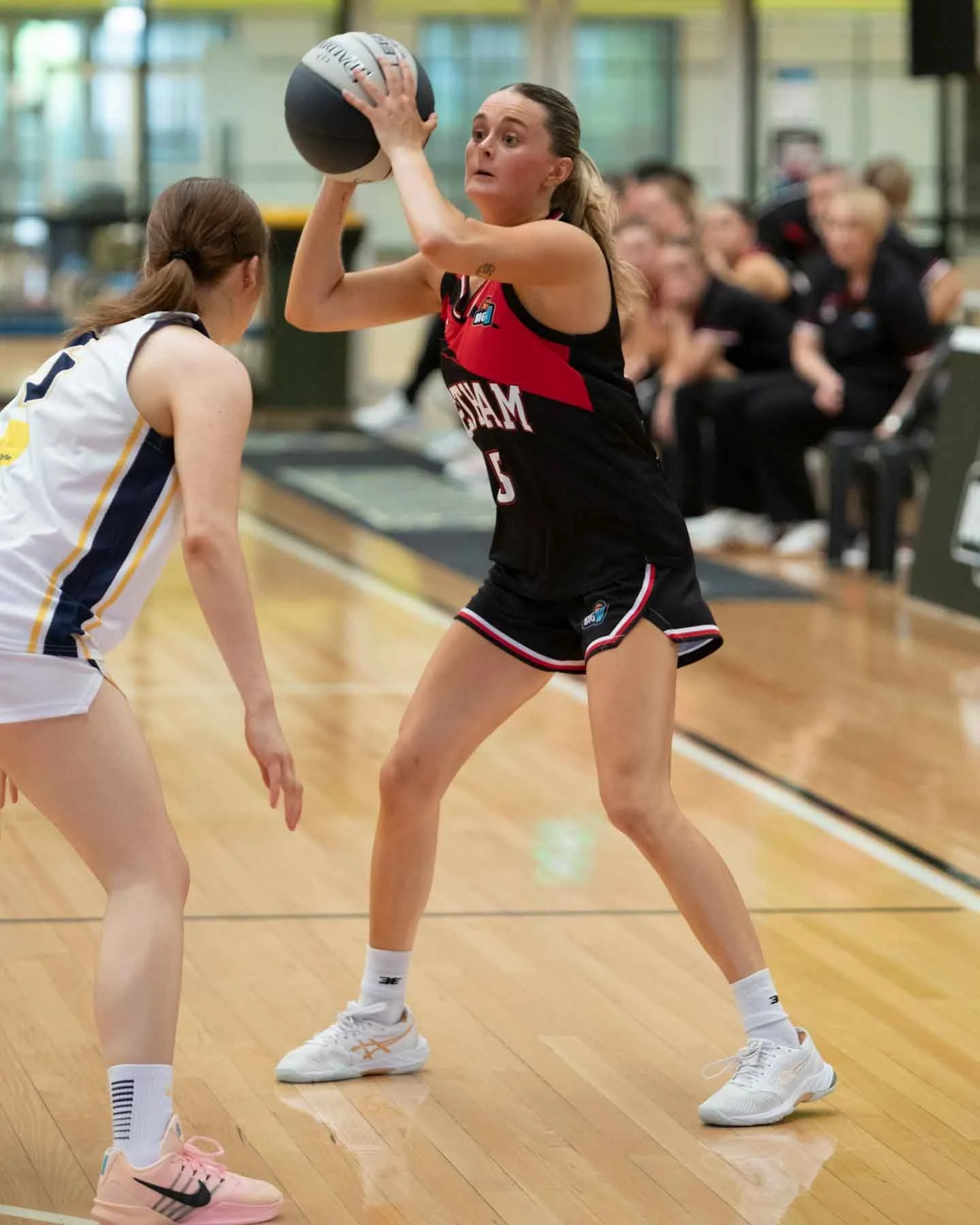 R2 VYCW PakenhamVEltham  MS4_9484_01.jpg