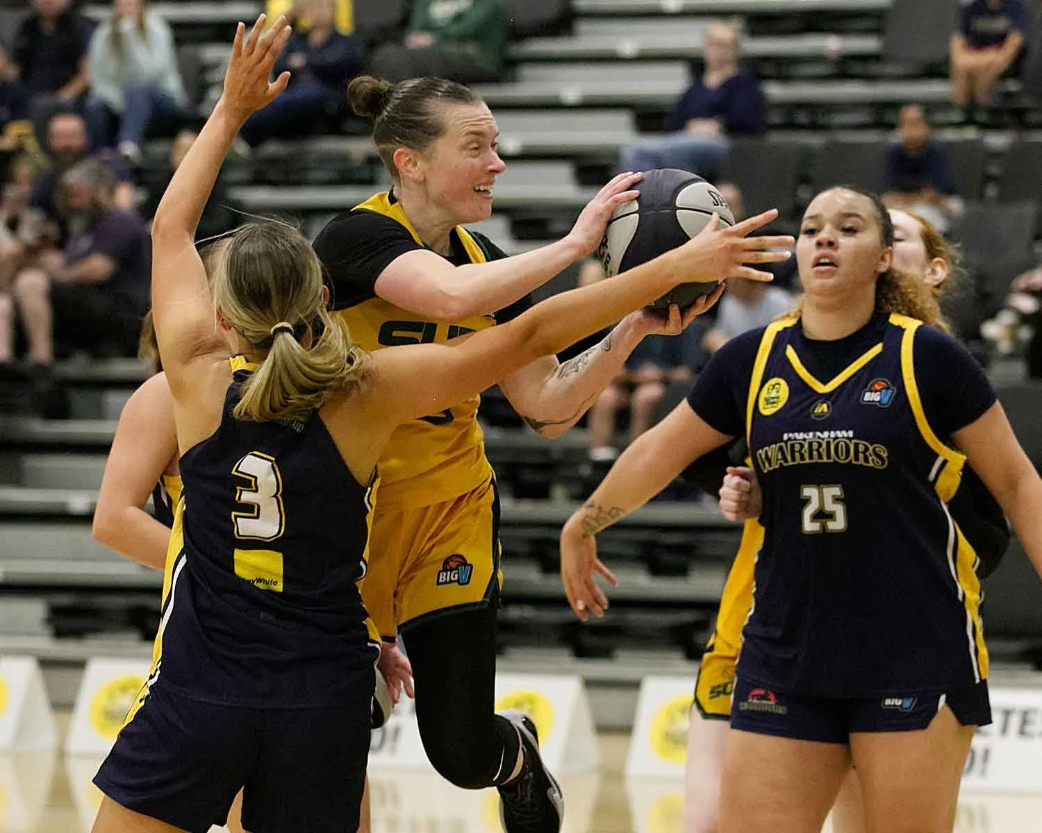 R01_CW Pakenham_V_Sherbrooke 6DSP_7397.jpg