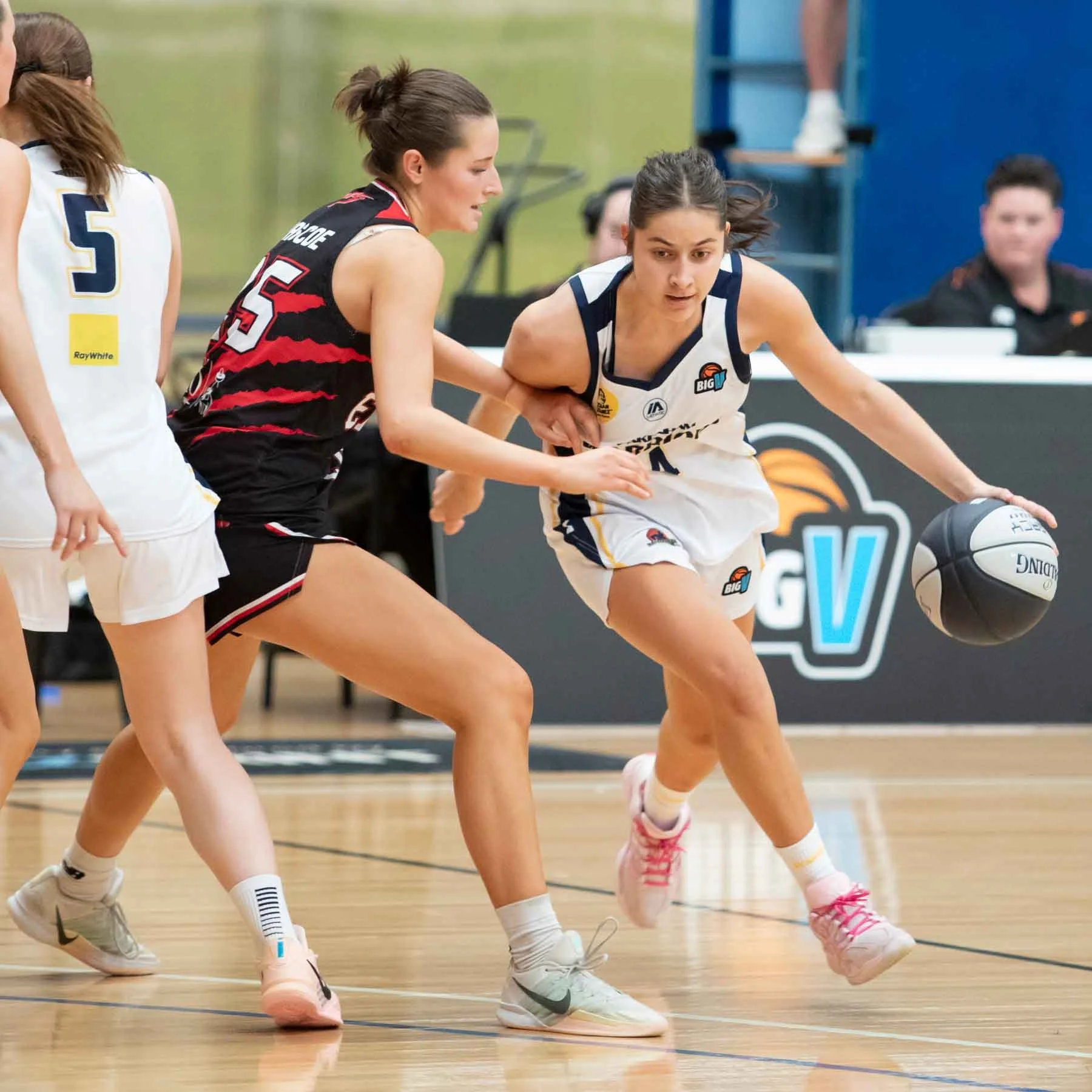 R2 VYCW PakenhamVEltham  MS4_9799_01.jpg