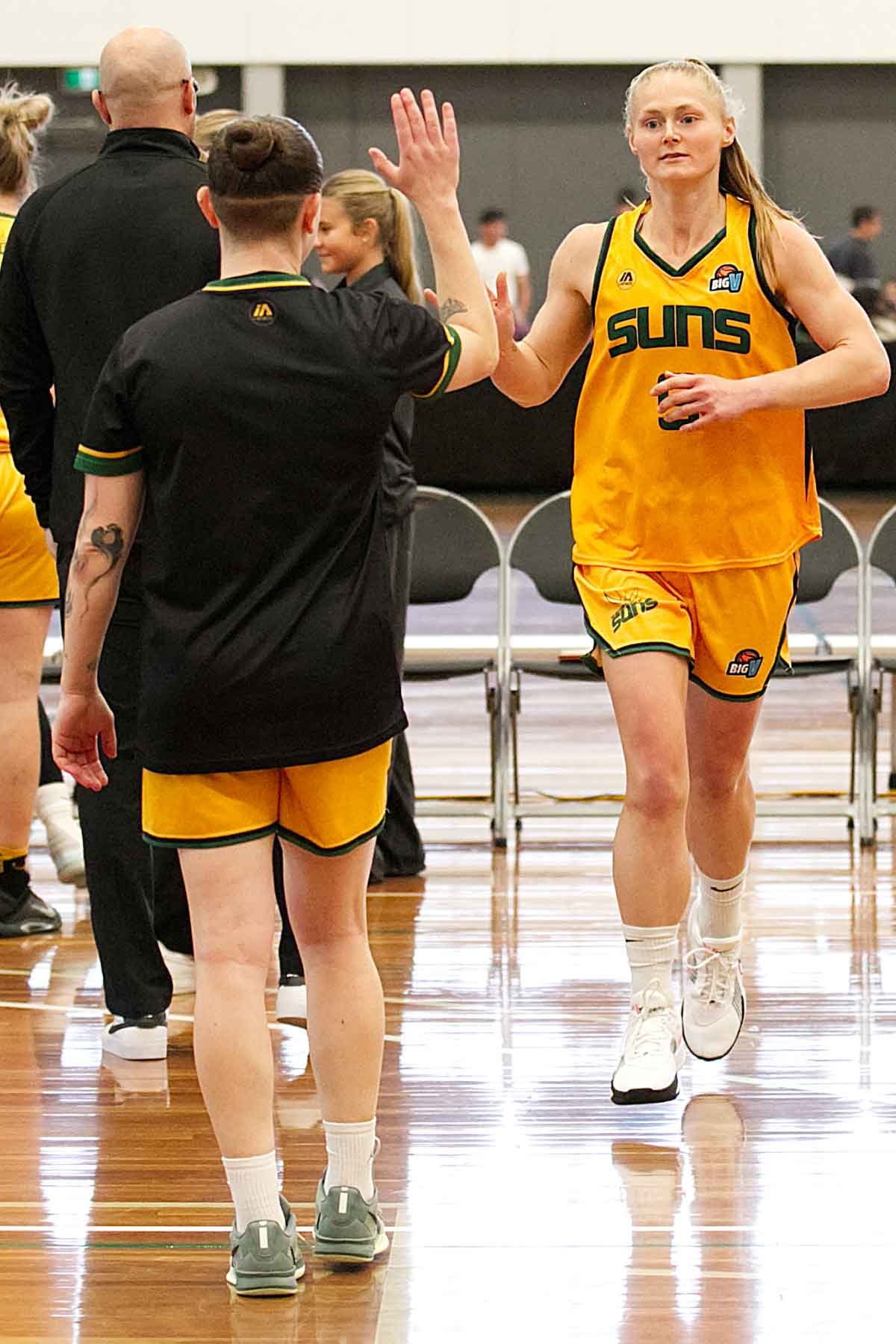 R01_CW McKinnon_V_Sherbrooke 6DSP_7867.jpg