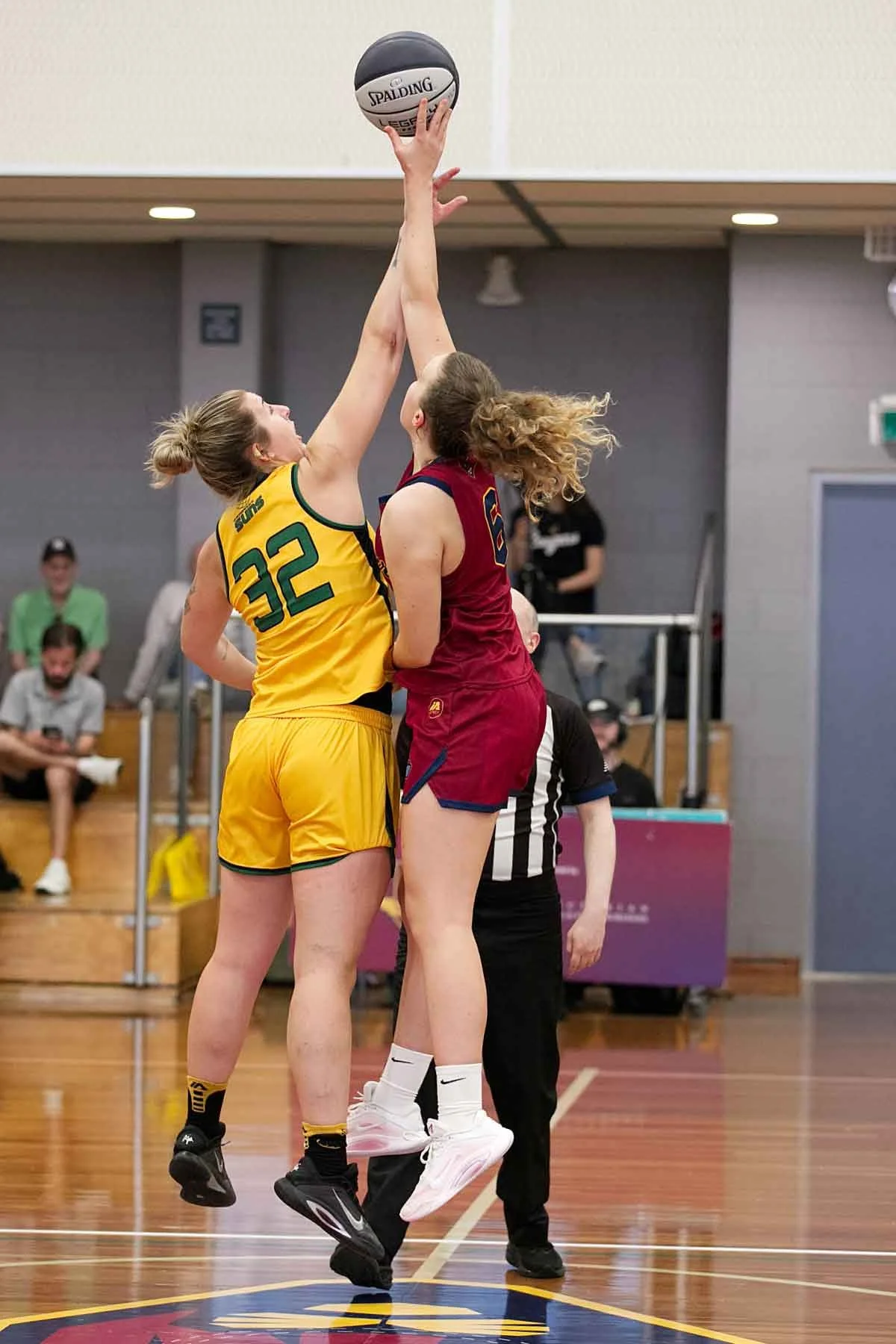 R01_CW McKinnon_V_Sherbrooke 6DSP_7980.jpg