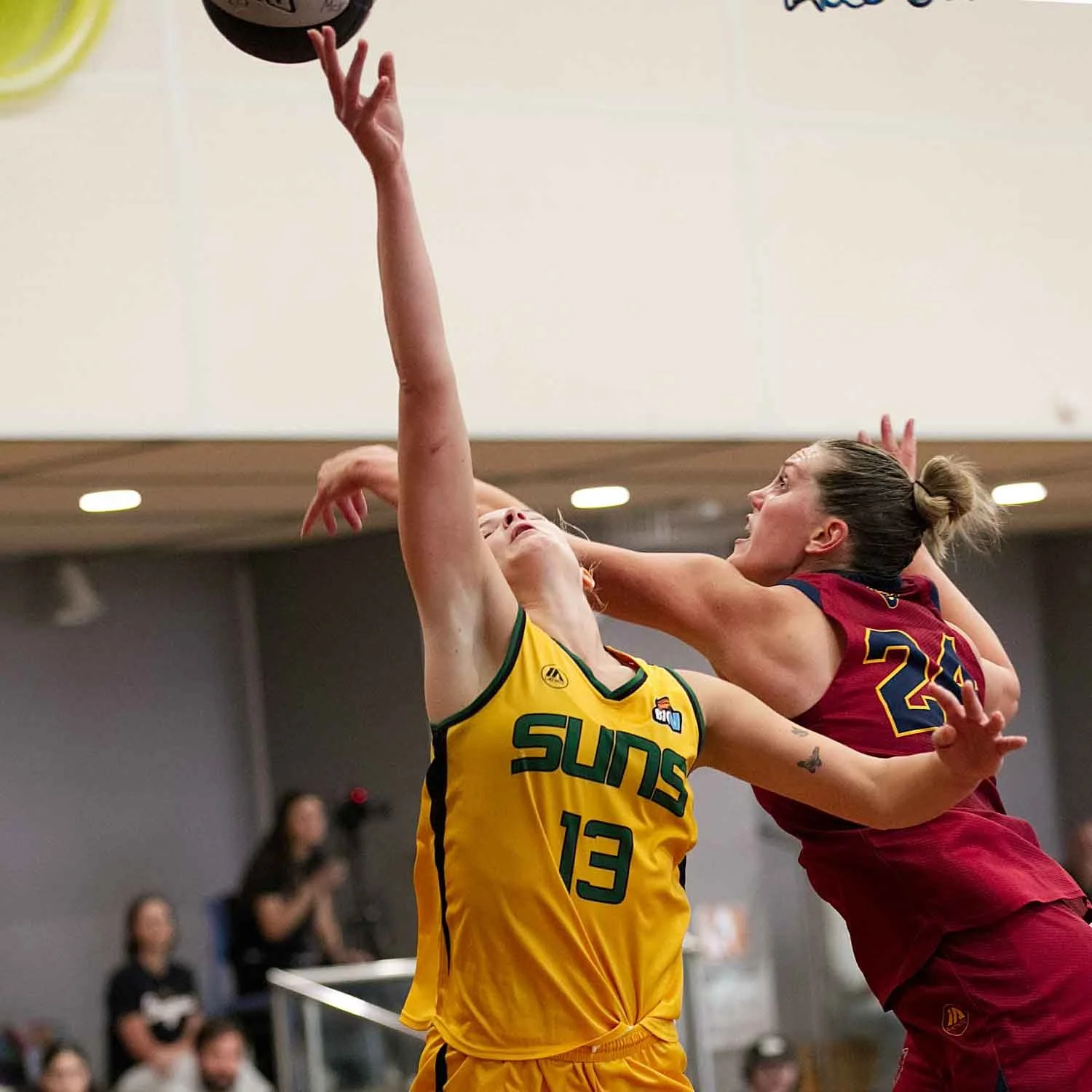 R01_CW McKinnon_V_Sherbrooke 6DSP_8566.jpg