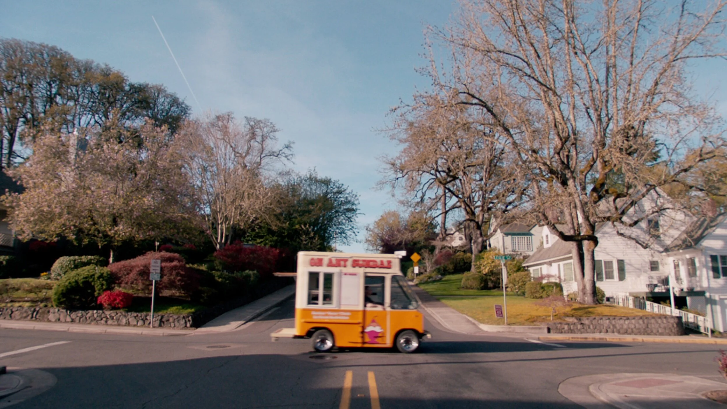  Director: Arianna Lapenne   Agency: 72Sunny   Post Prod Co: Rock Paper Scissors 