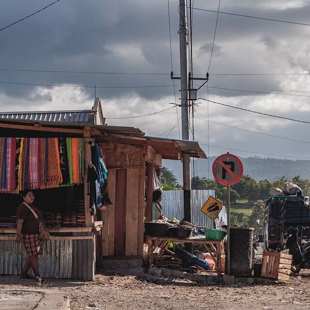 DAILY LIFE &gt;&gt; I absolutely loved exploring West Sumba last year... just me, my camera, and a motorbike... this is taken on the main street through #Waitabula. Fabric making is a core part of Sumbanese culture. 
#sumba #indonesiageographic #indo