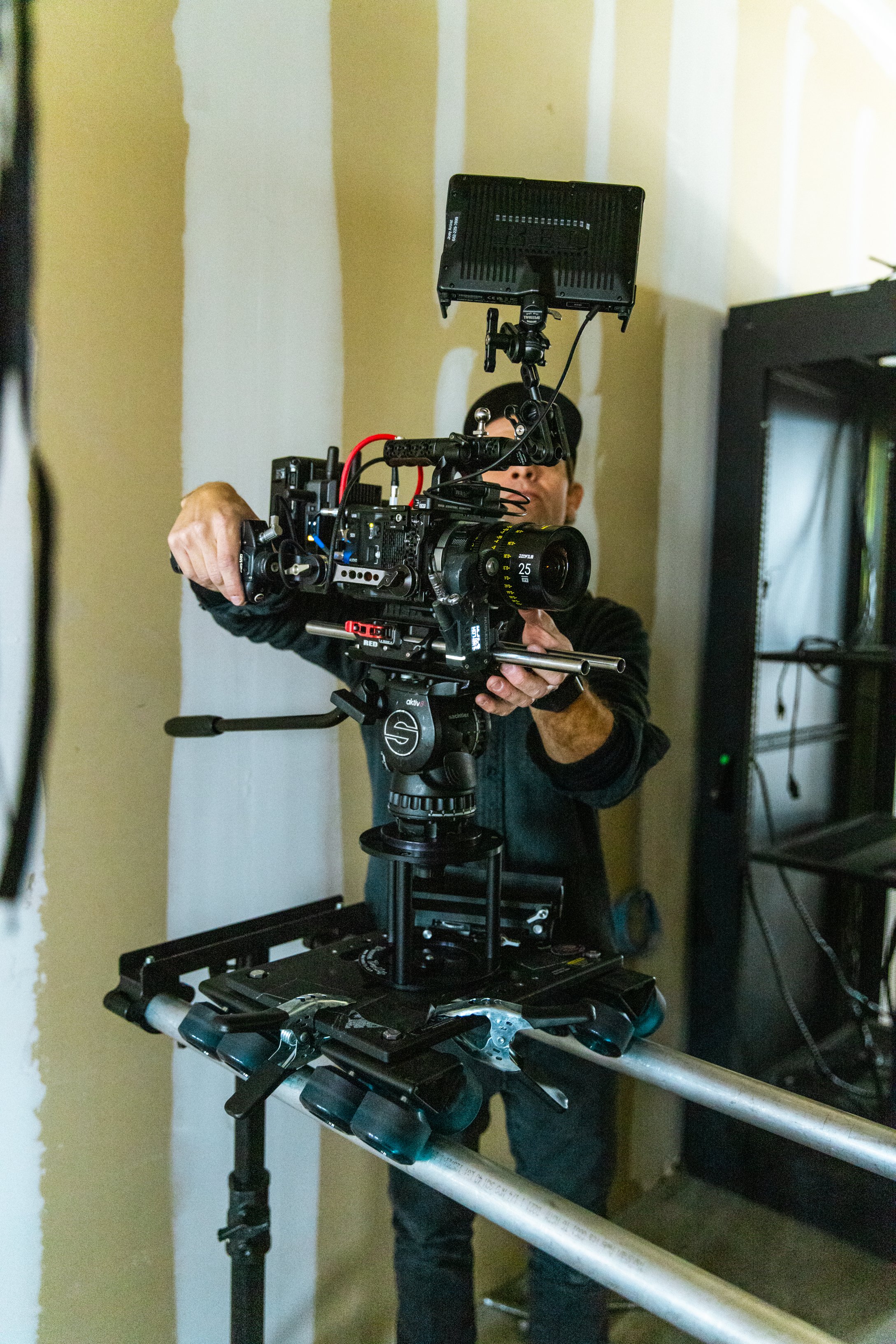 Precision in Motion: Cinematographer Capturing the Perfect Shot (Copy)