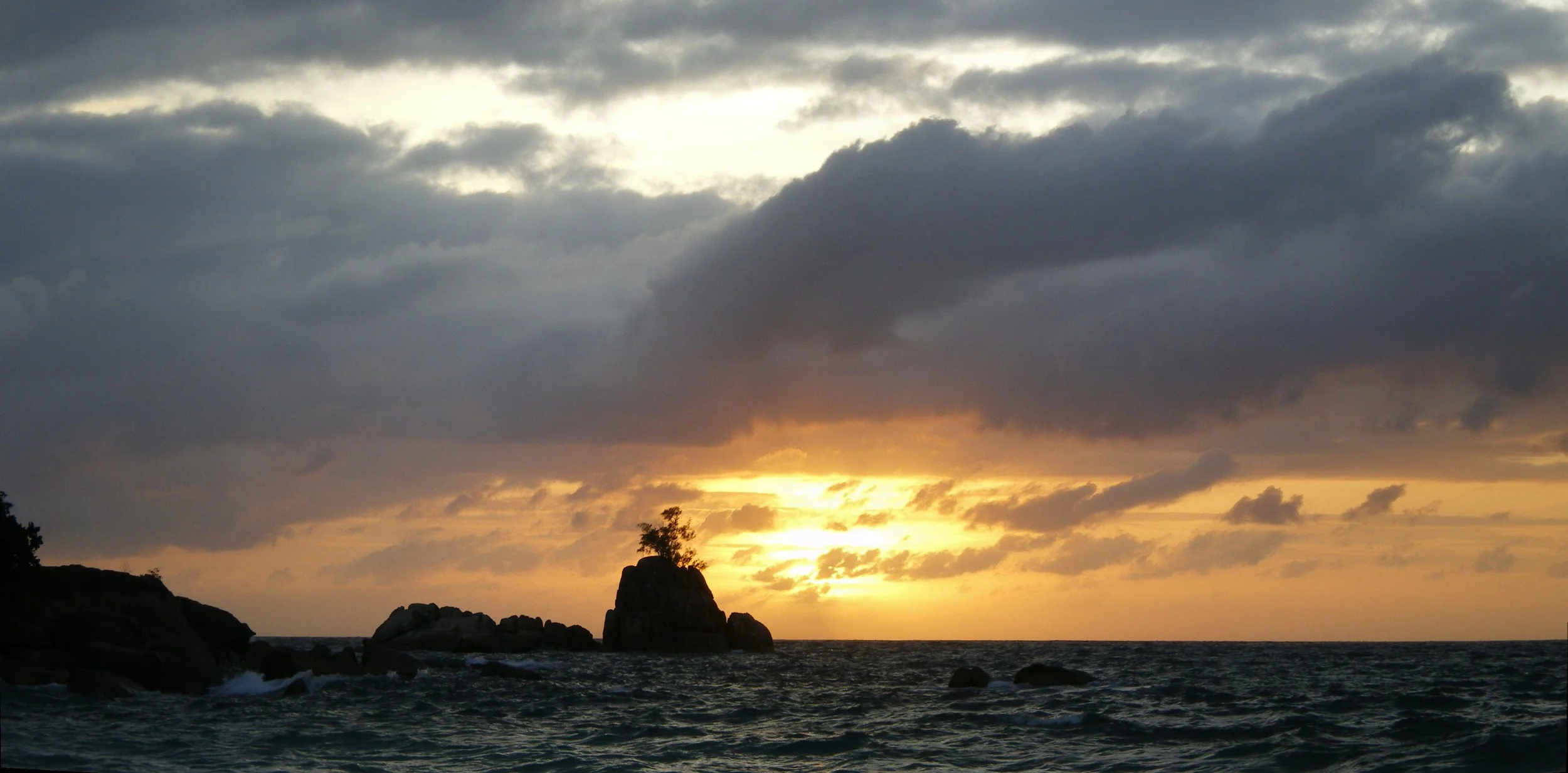 Mahé Sunset