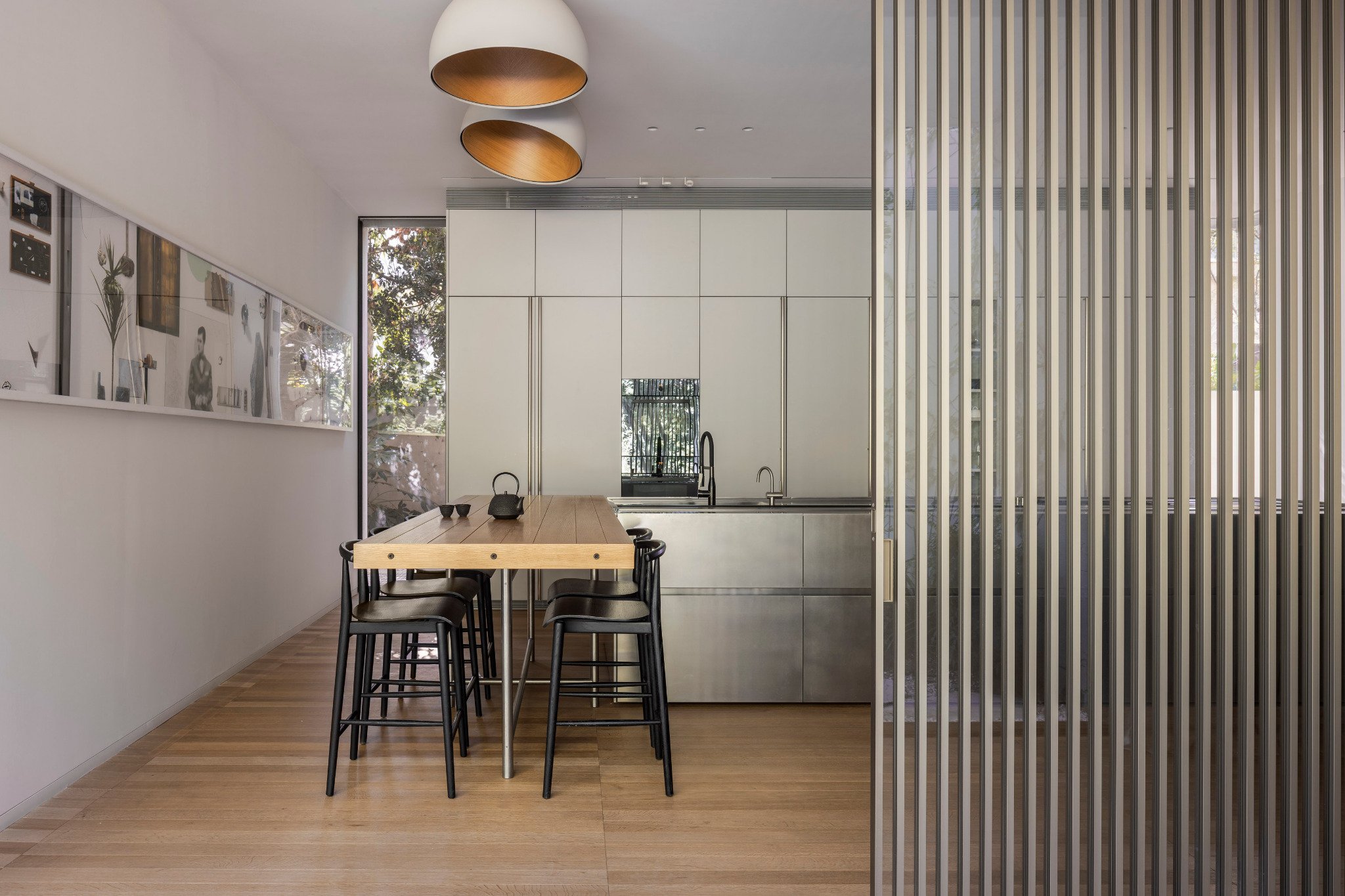 house-in-a-garden-anderman-architects-kitchen-slatted-screen-0054.jpg