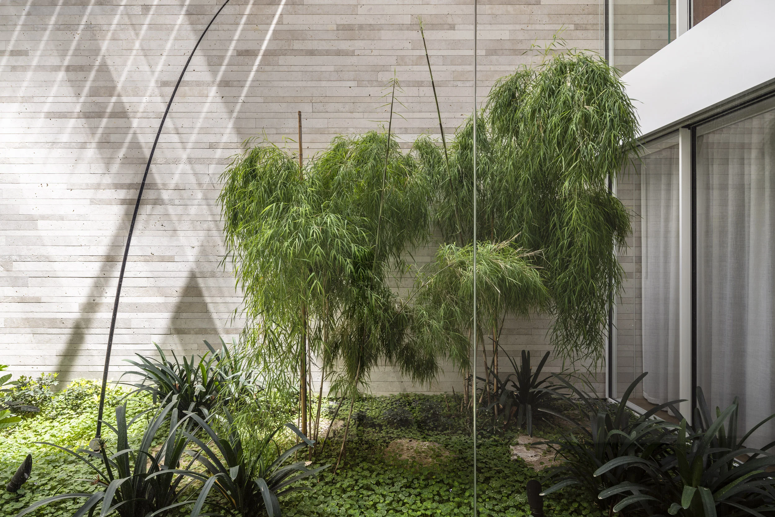 Z_HOUSE_2_034.jpg