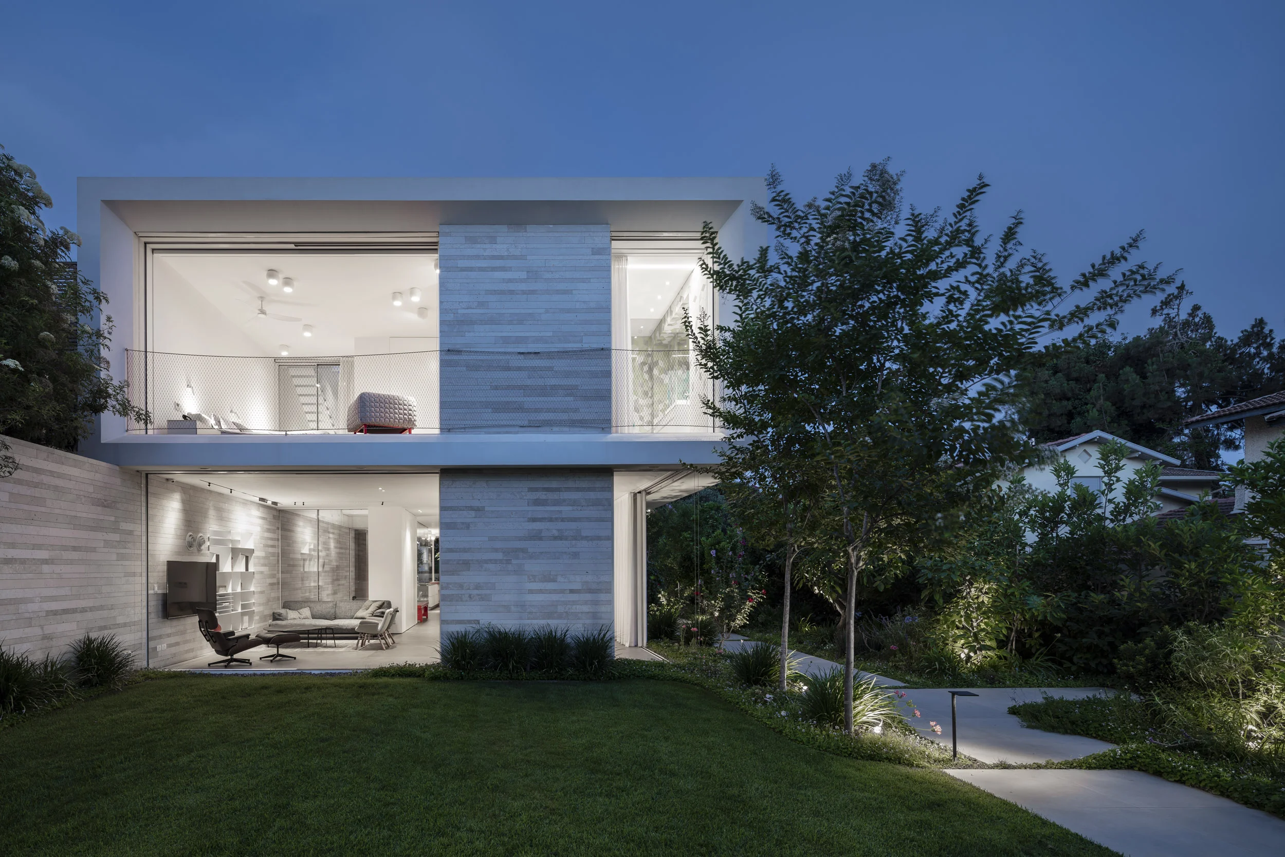 Z_HOUSE_2_051.jpg
