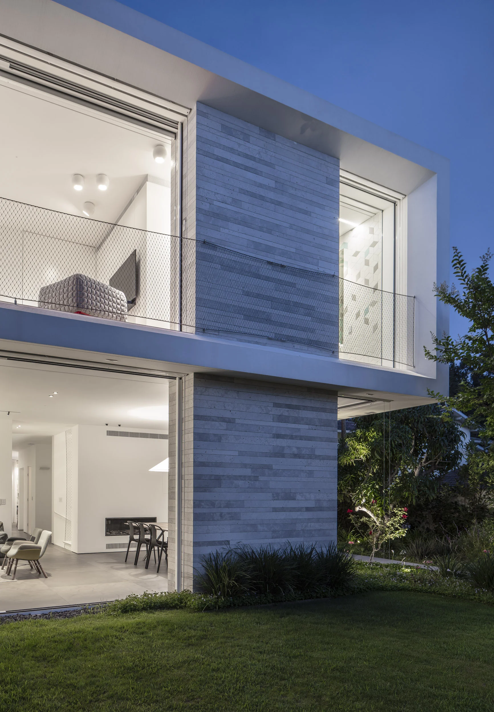 Z_HOUSE_2_055.jpg