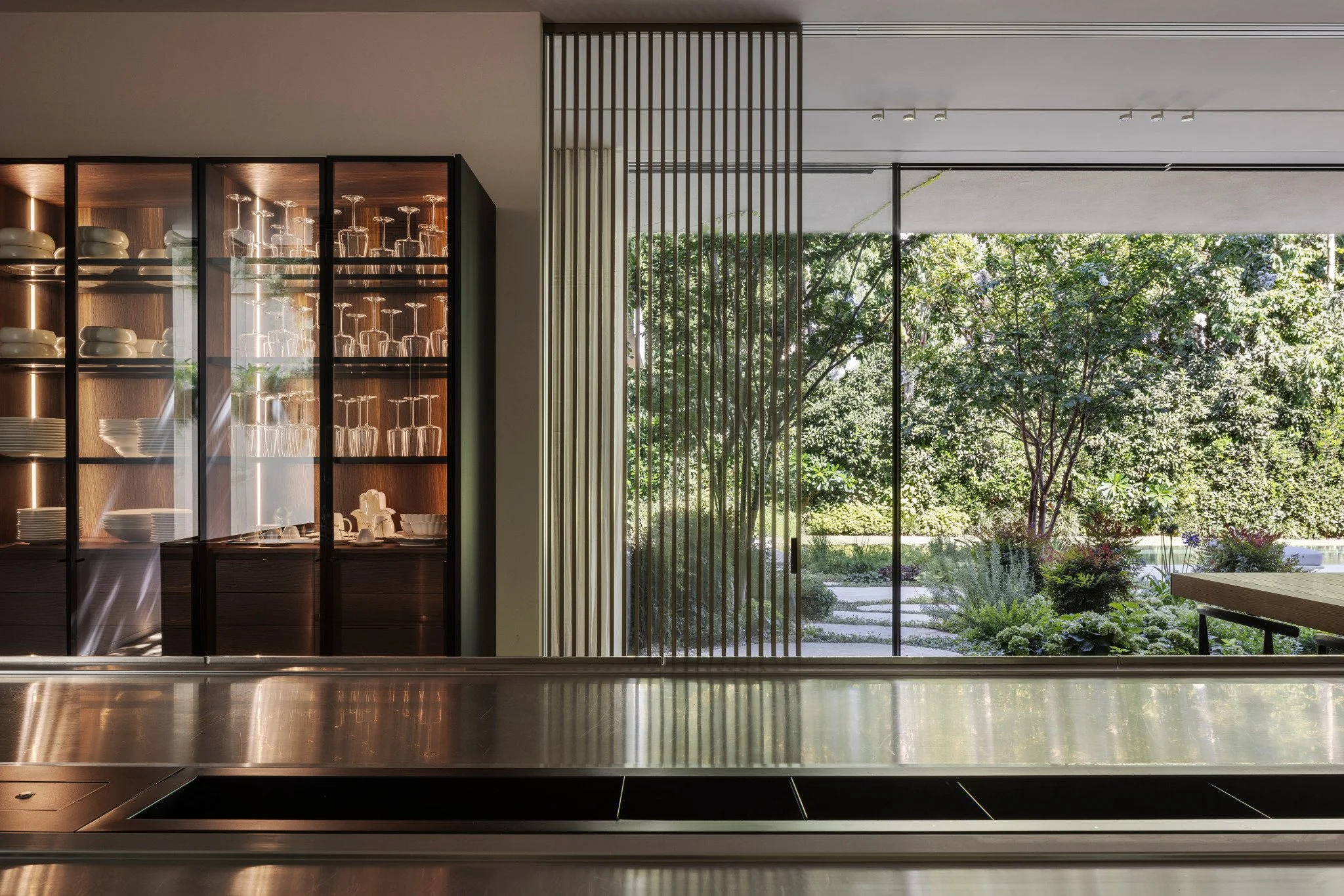 house-in-a-garden-anderman-architects-kitchen-to-garden-0057.jpg