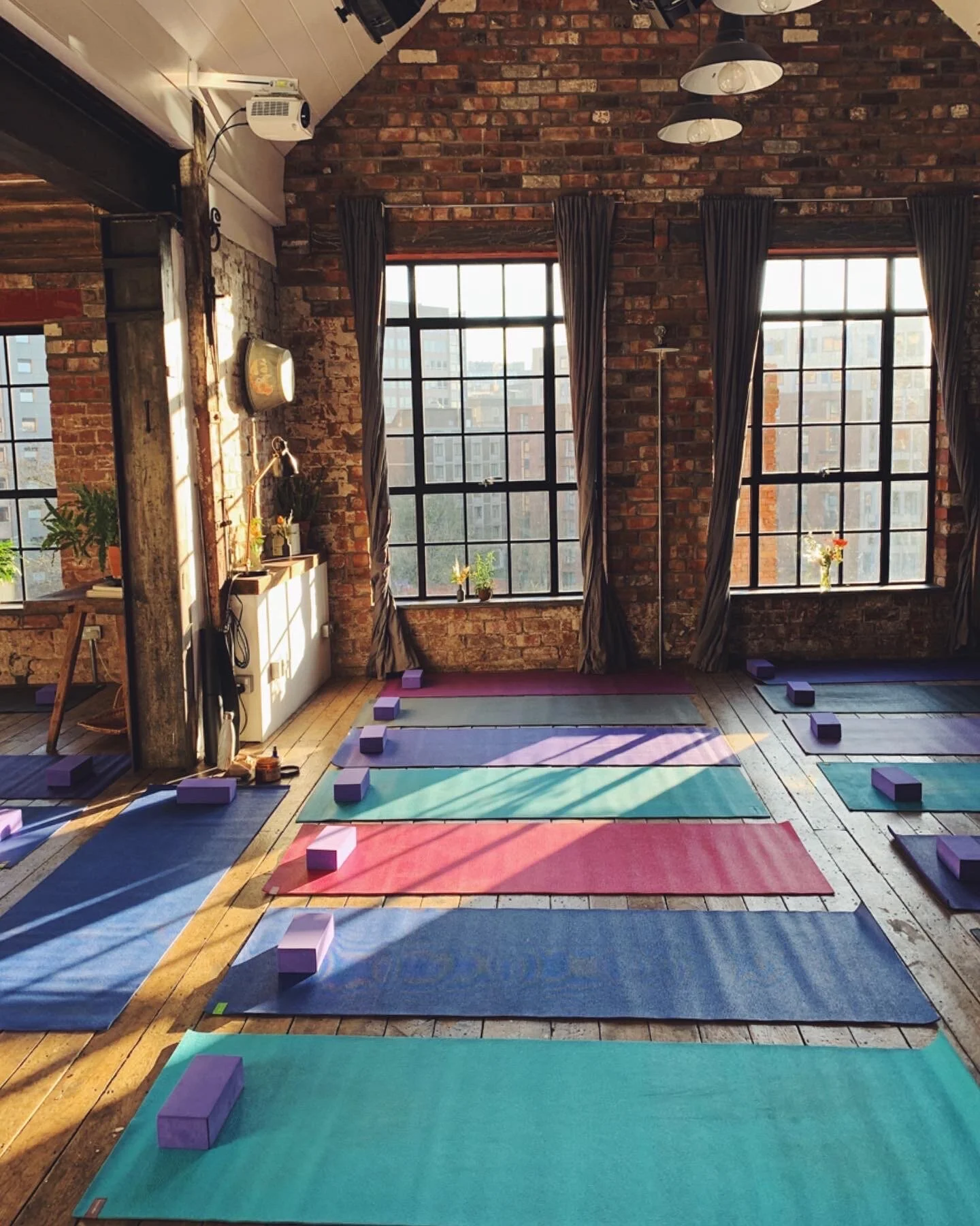 Virtual Yoga Brunch Club X Murray May's, Sunday 29th November (BRISTOL) 