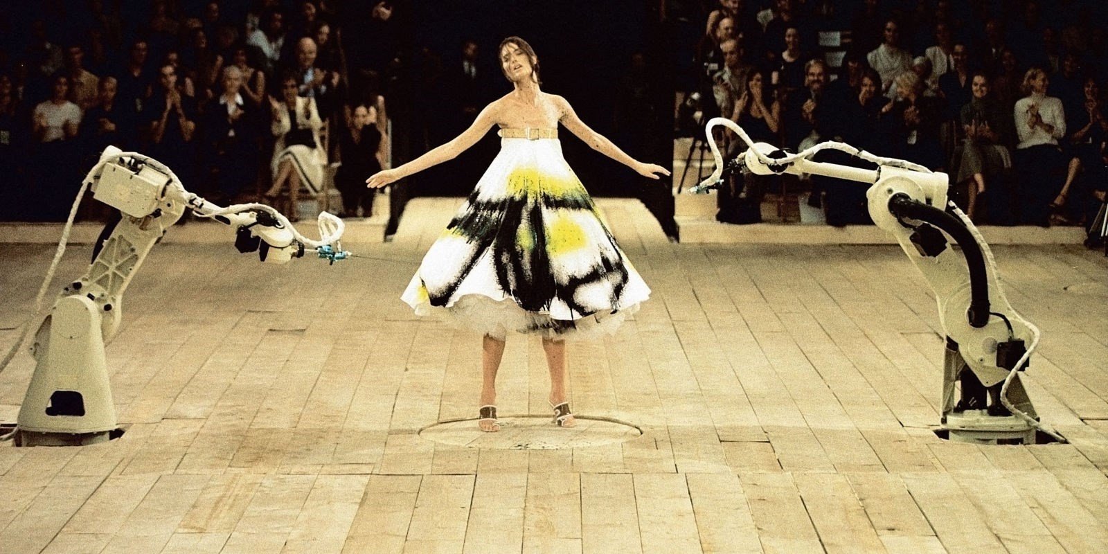 90s Beauty Moment: Alexander McQueen's No.13 show, with Paralympic athlete  Aimee Mullins — charisse kenion