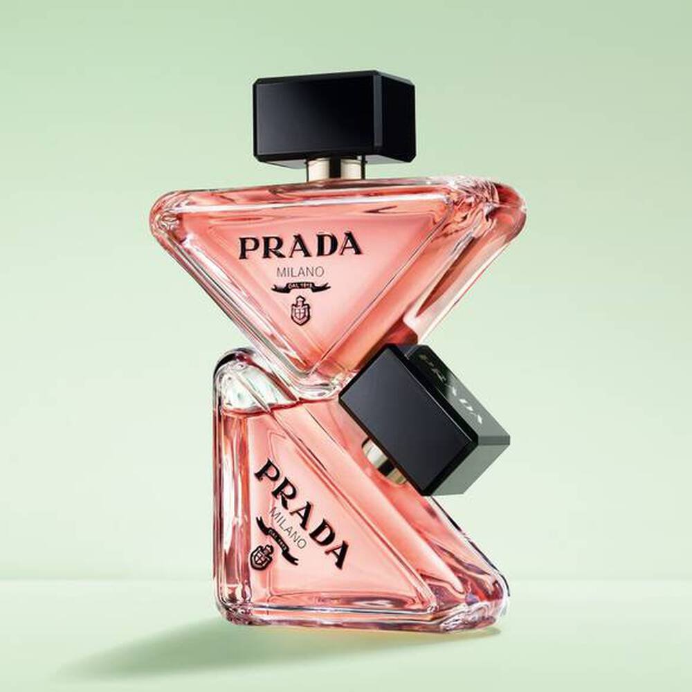 The advert for the new Prada Paradoxe perfume, directed by Emma Watson —  charisse kenion