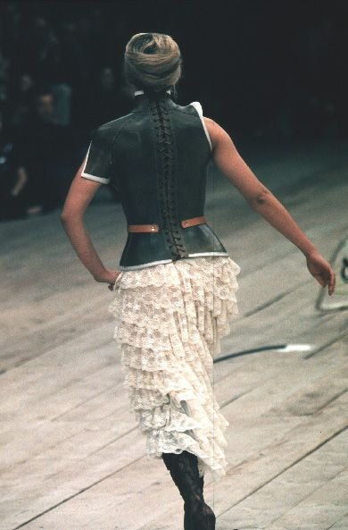 90s Beauty Moment: Alexander McQueen's No.13 show, with Paralympic athlete  Aimee Mullins — charisse kenion