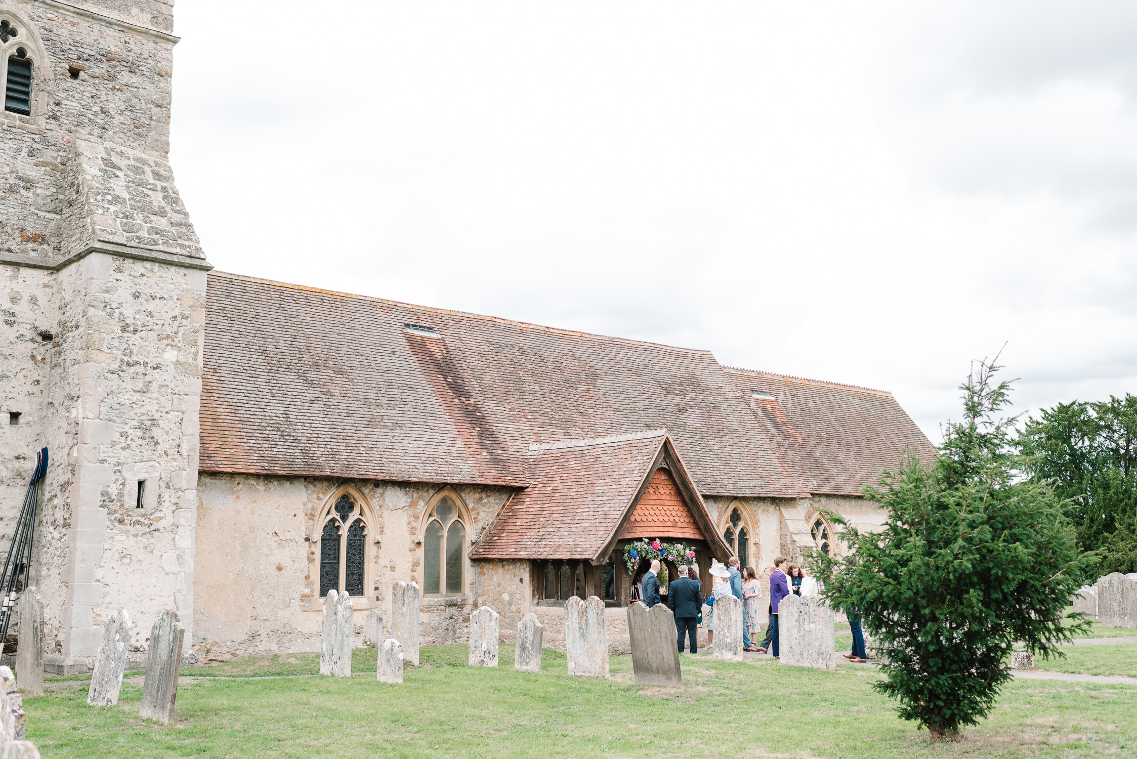 frensham-wedding-photographer-9.jpg