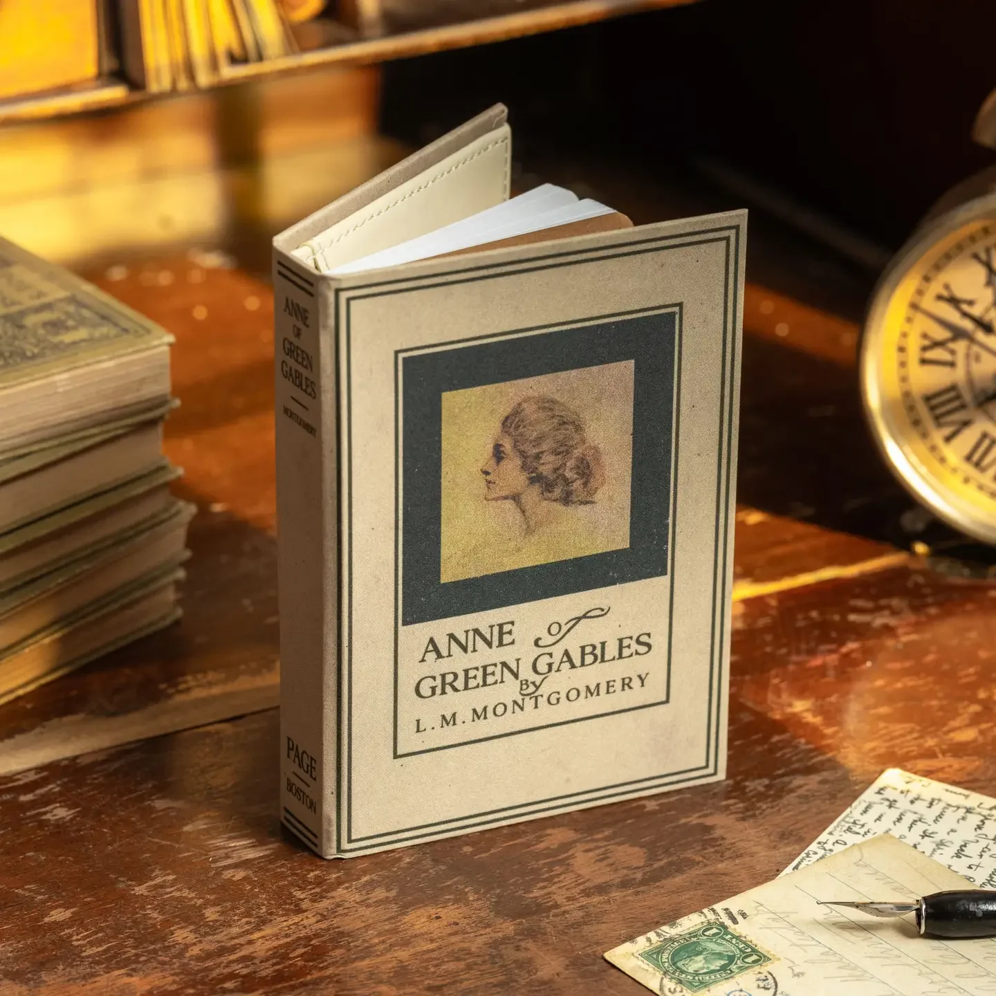 Anne of Green Gables Passport/Notebook Wallet