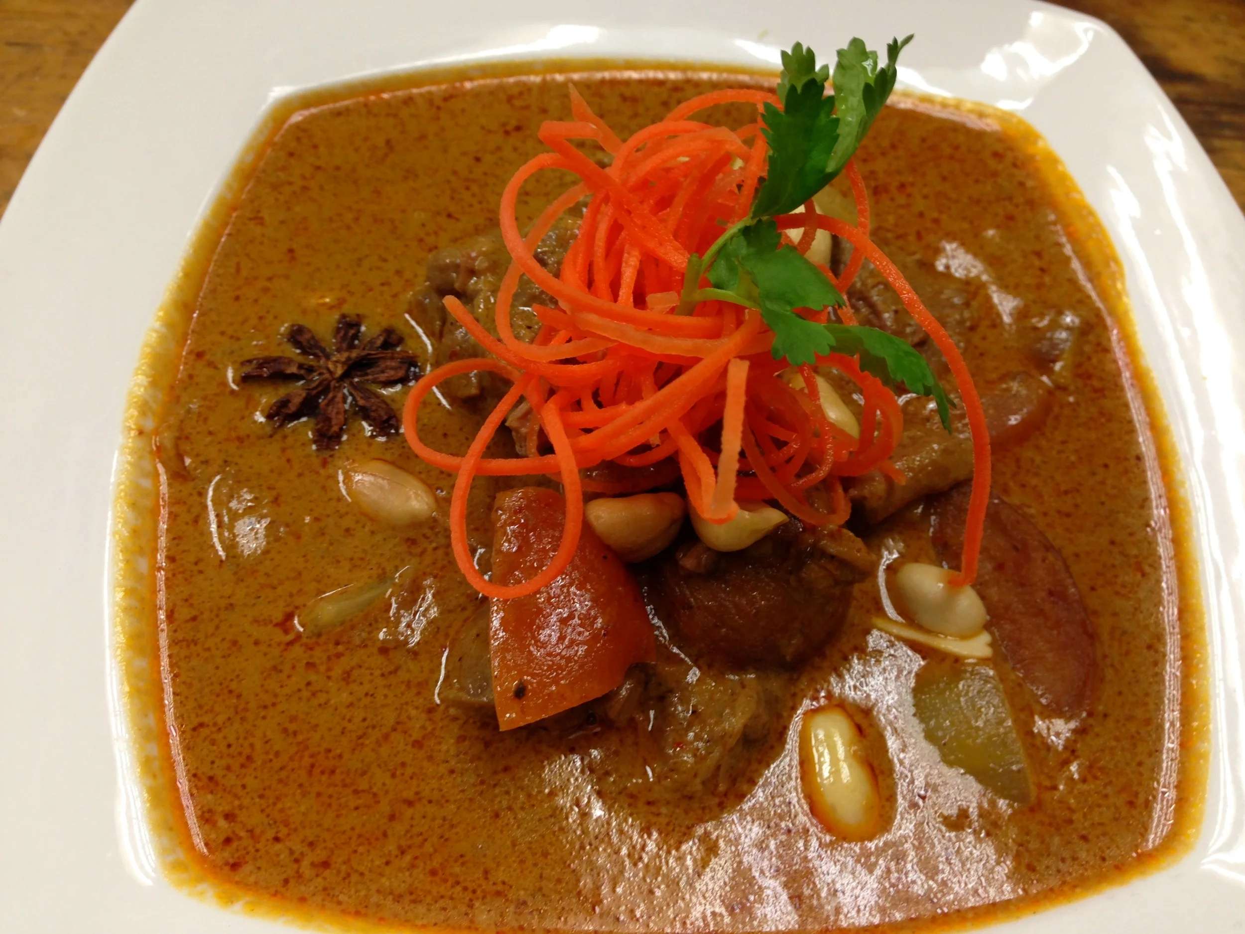 MASSAMAN BEEF CURRY