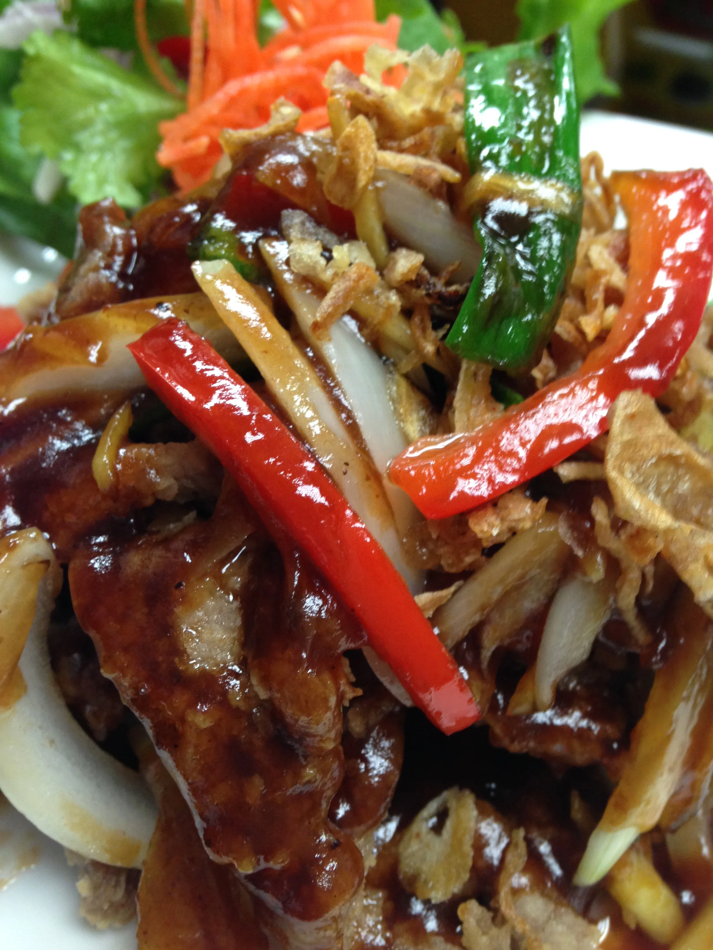 Crispy Beef with Tamarind Sauce