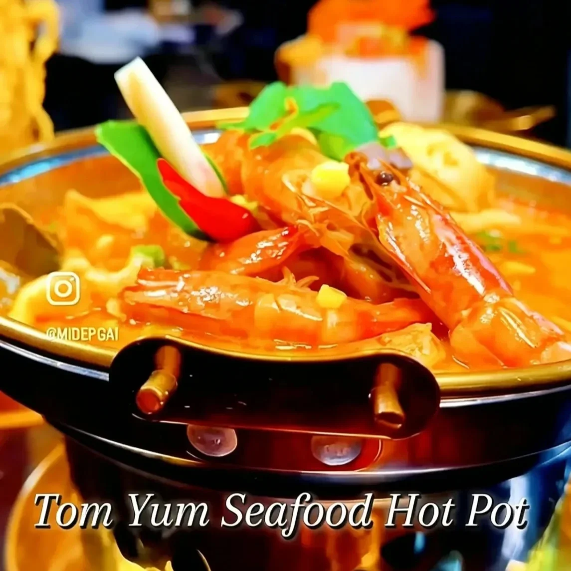 TOM YUM SEAFOOD HOT POT