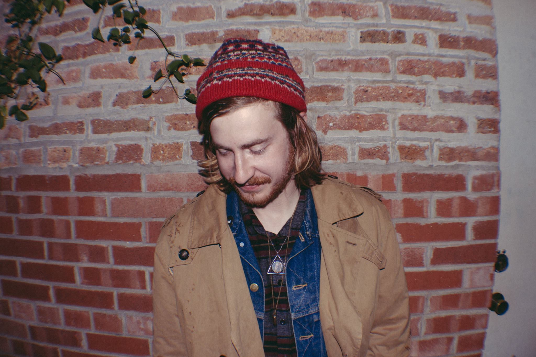 Gardener Gardener is the solo electronic project from Dash Lewis, a Richmond, VA-based sound artist and musician. Using a modular synthesizer, various effects pedals, and his own voice, Lewis creates intricately layered, rhythmically complex slabs of psychedelia deeply influenced by Harmonia, Lichens, and Ariel Kalma. B ANDCAMP LINK
