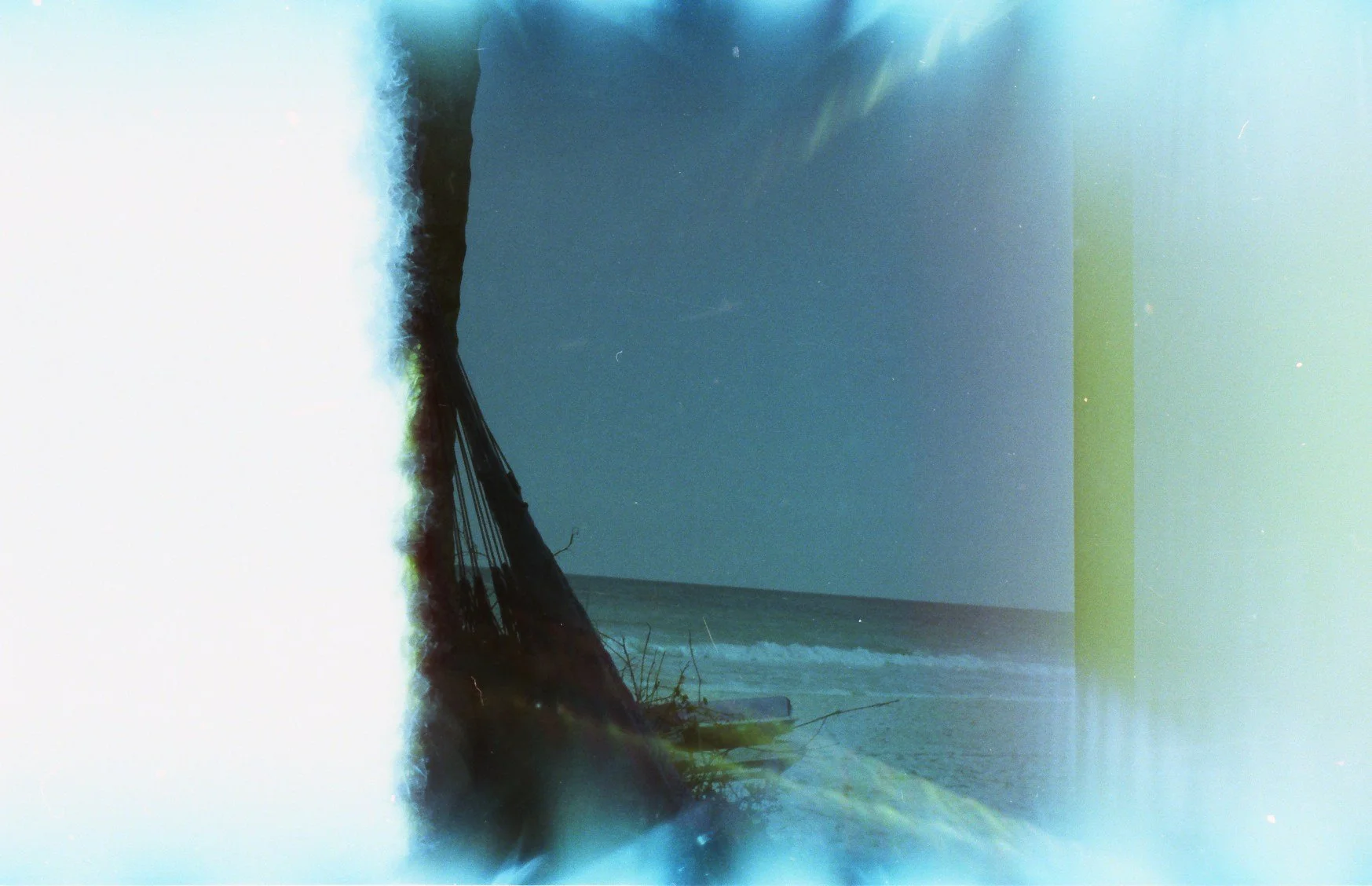 Rhona Eve Clews - As if my hand could cross that gap ii, (ocean)