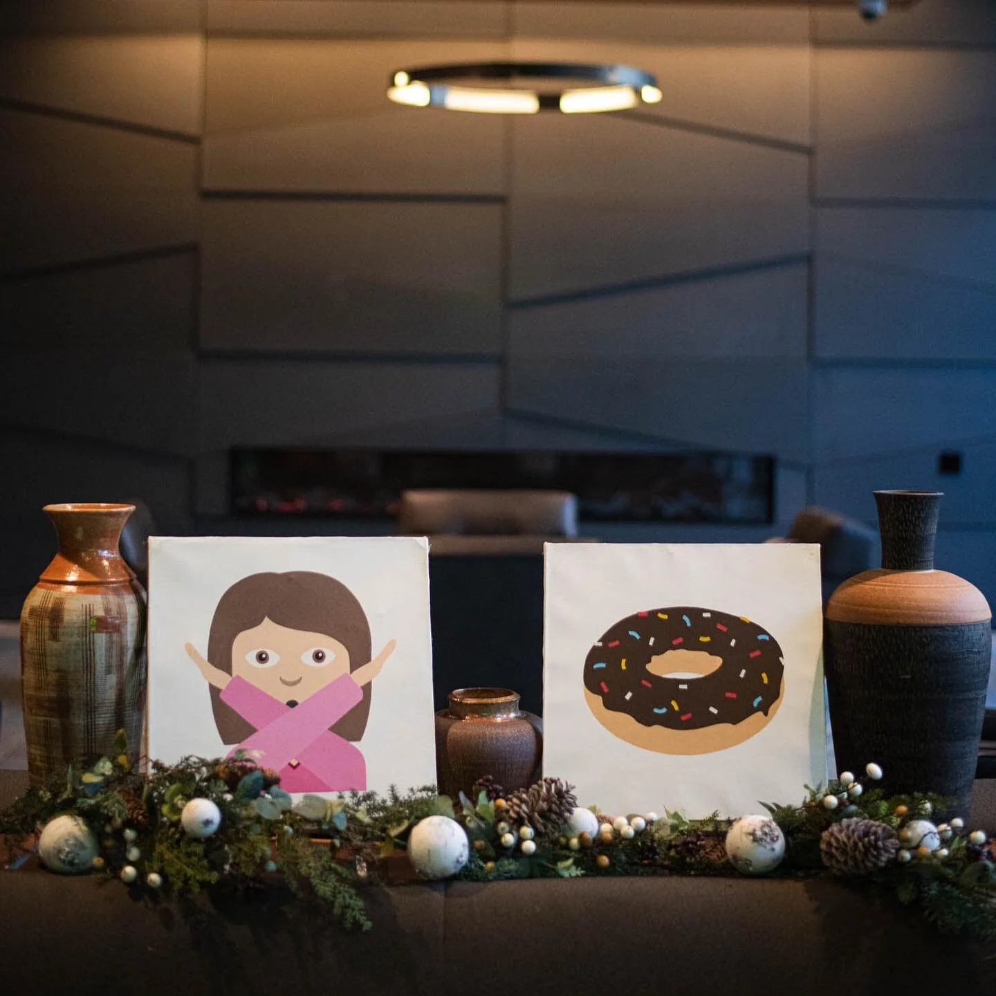 In 2020, I will be both, eating healthy and rewarding myself.
.
&ldquo;Resolution🙅🏻&zwj;♀️&rdquo; / &ldquo;Reward 🍩&rdquo;
acrylic, canvas, 16 x 16 in 🖌🎨👩🏻&zwj;🎨