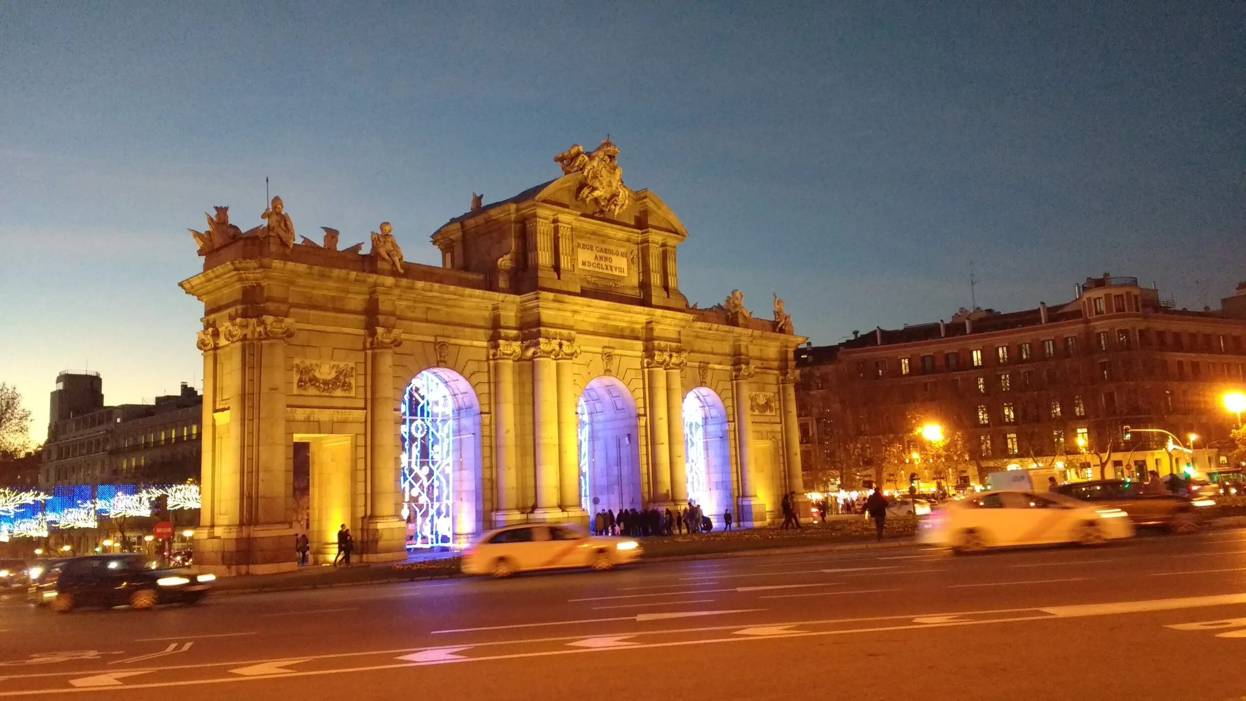 puerta de alcala.jpg