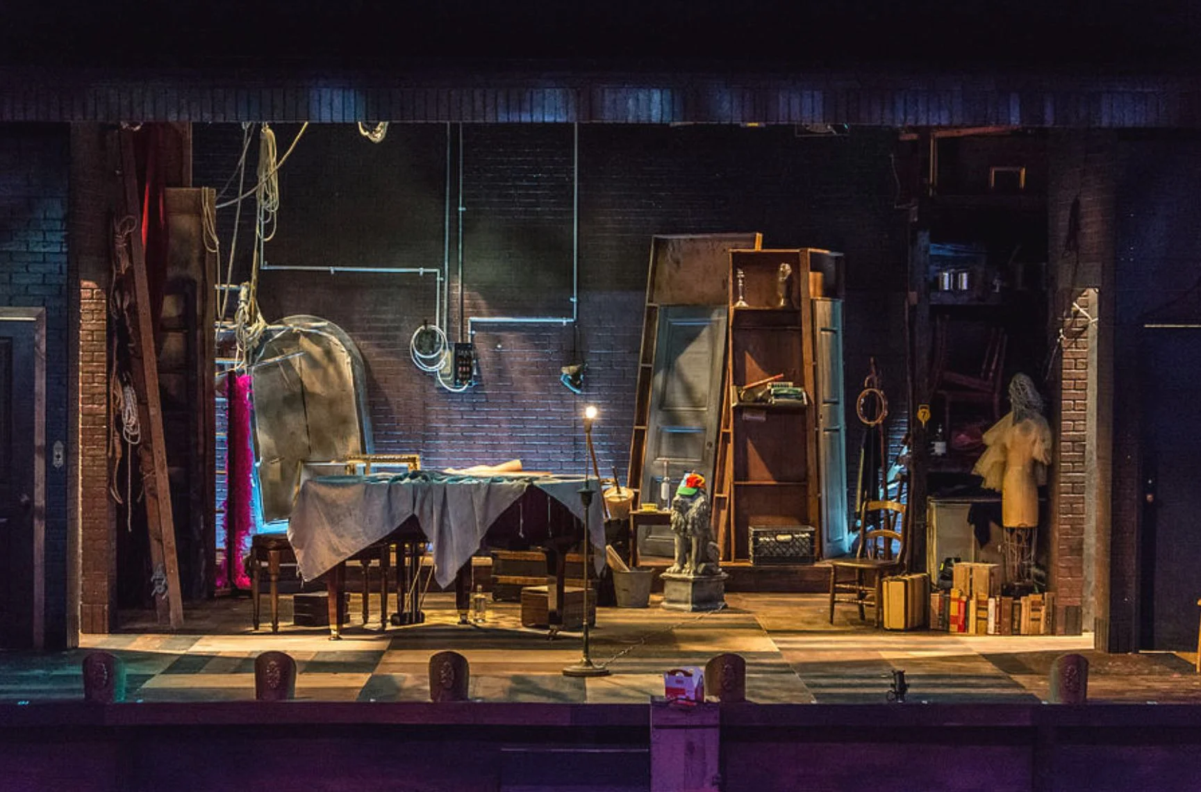  Produced by the TotemPole Playhouse  Dir. Clayton Phillips  Lighting by Ryan Gibbs  Costumes by Danielle Preston  Photo: Andy Smetzer 