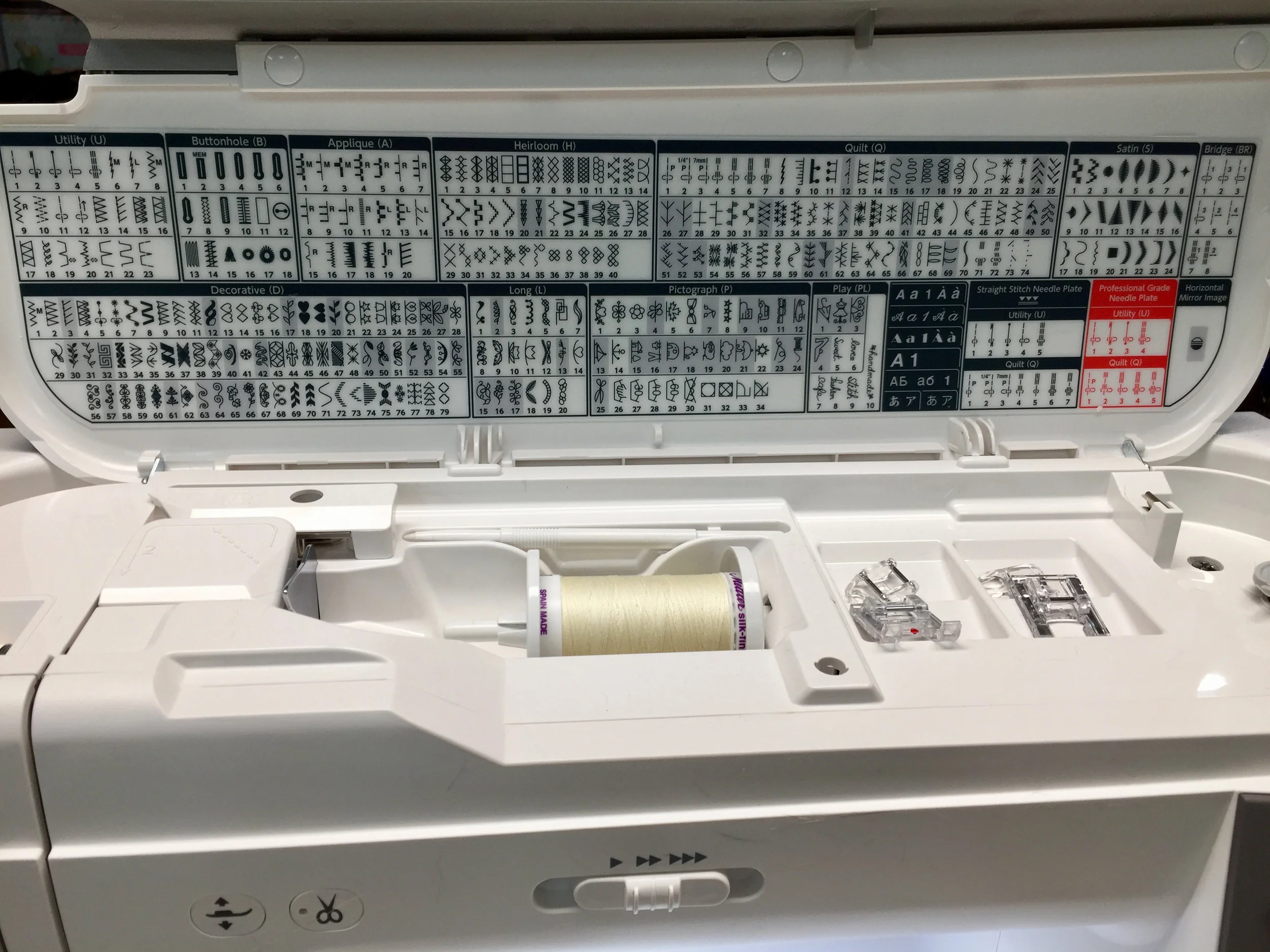 Janome MC9450 top stitches - 1.jpg