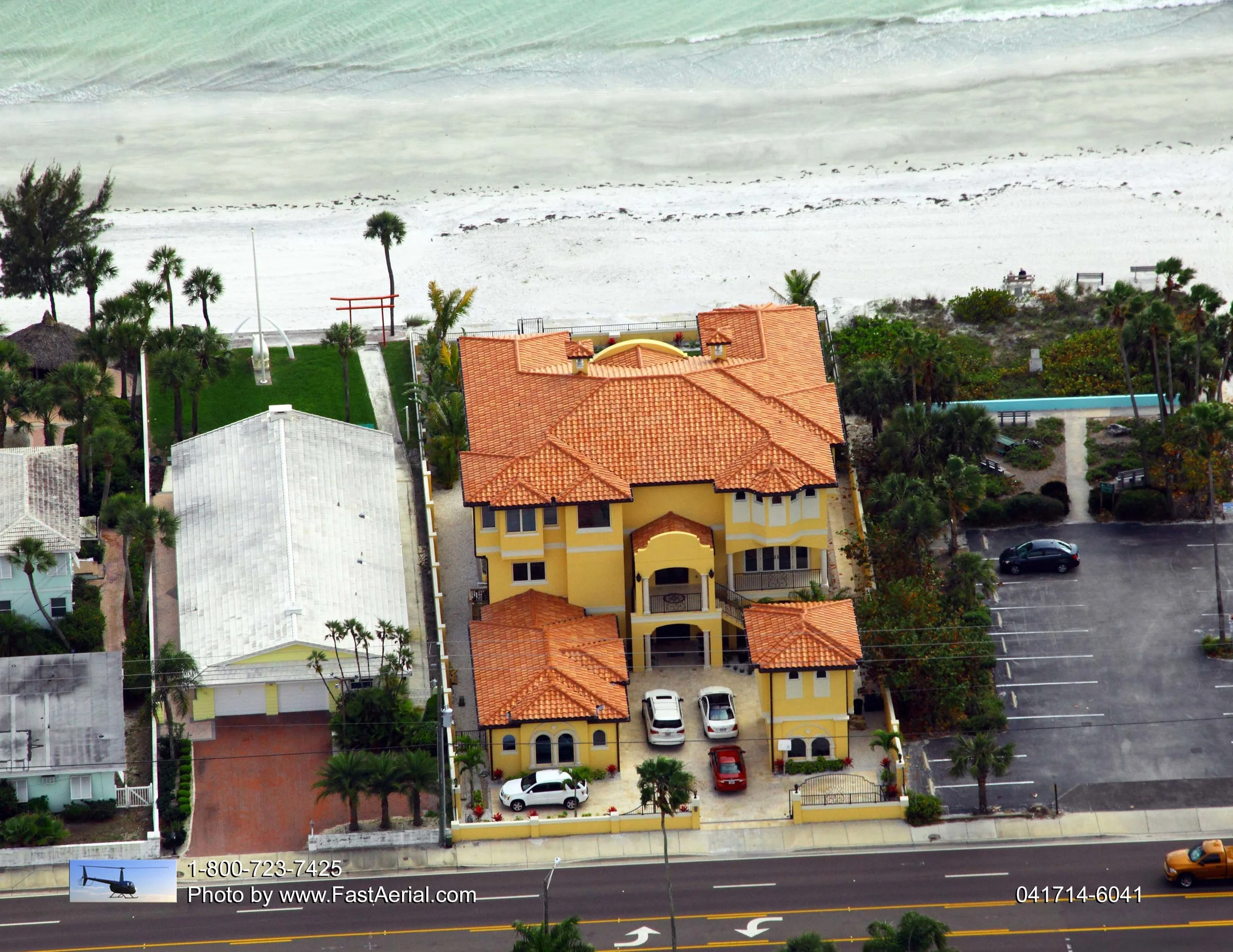SolarRoofing-041714-6041.jpg