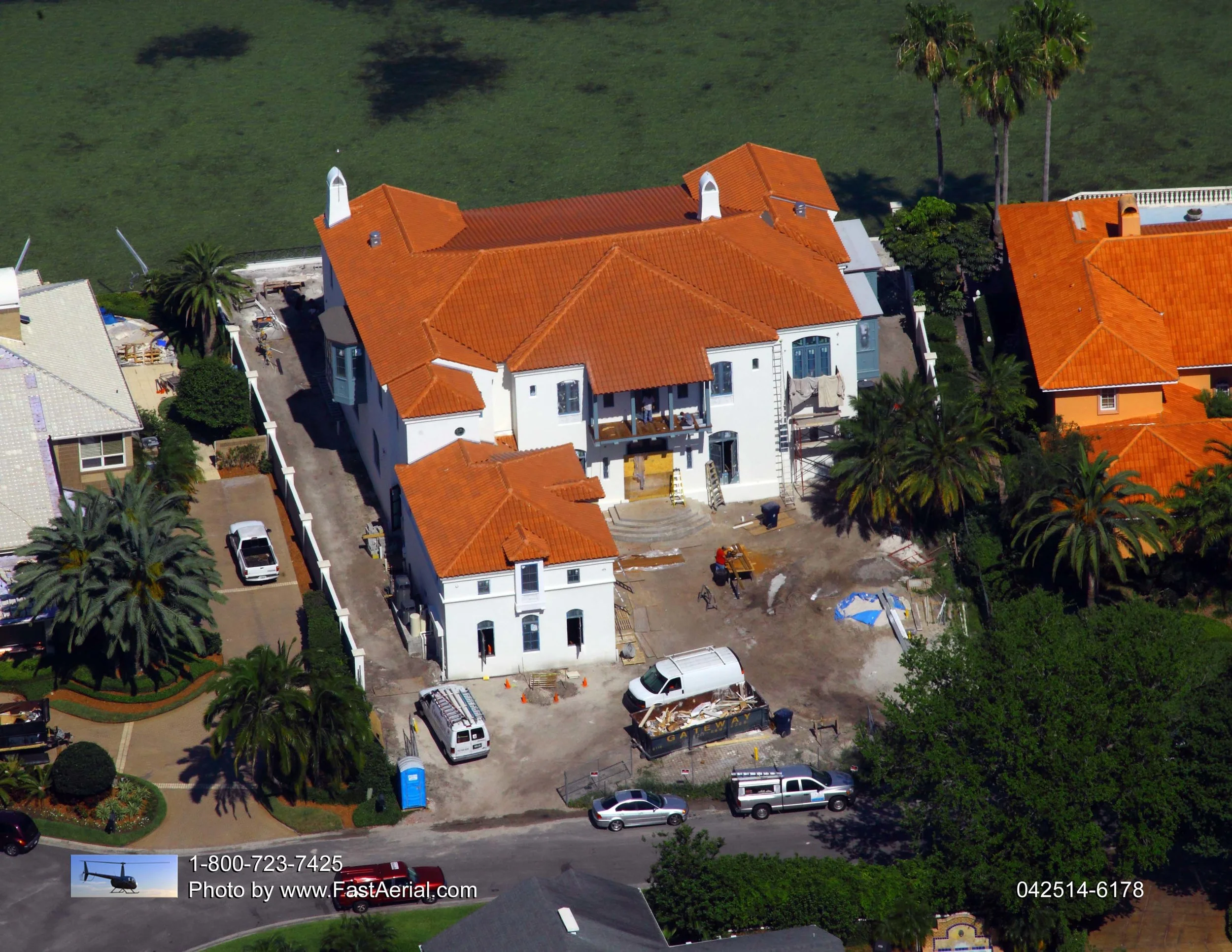 SolarRoofing-042514-6178.jpg