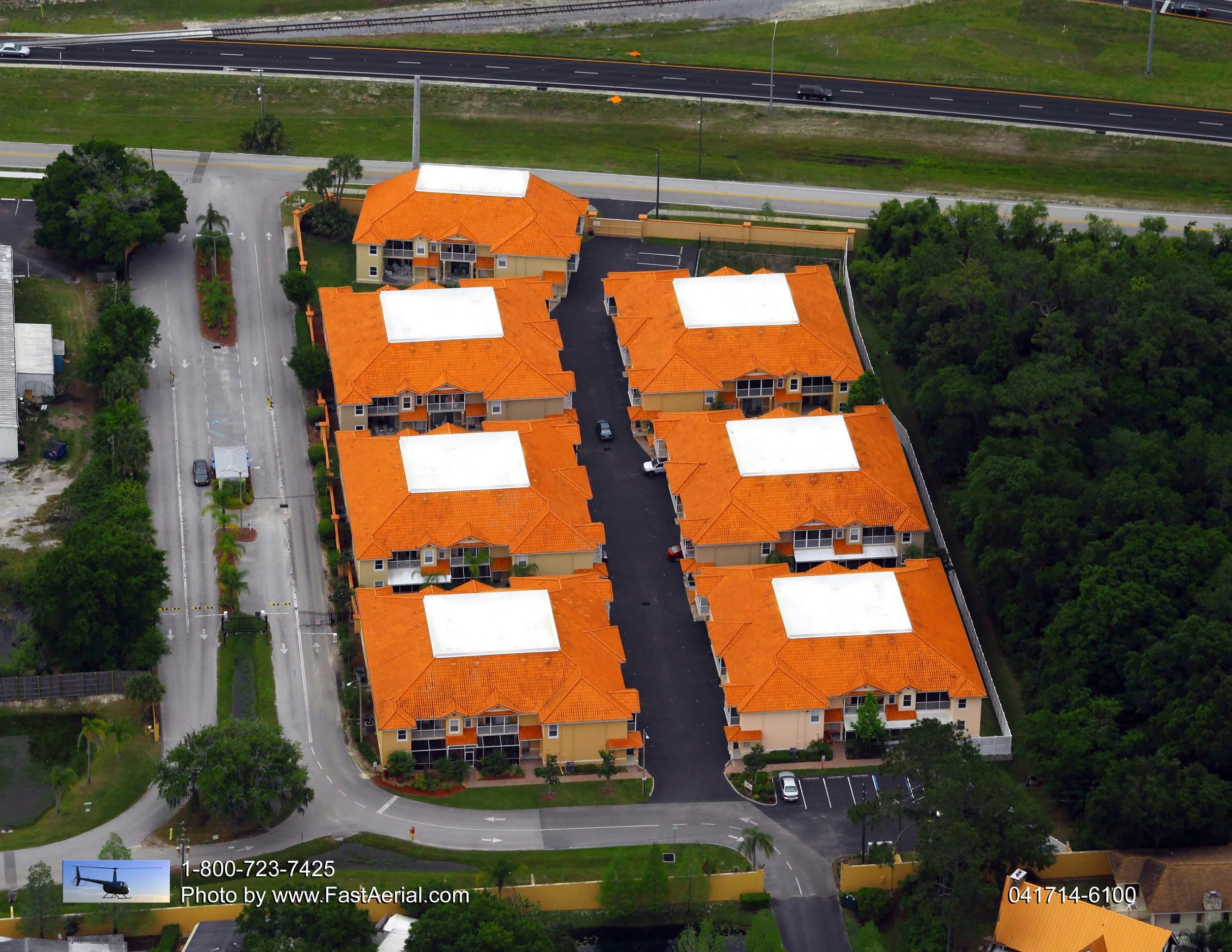 SolarRoofing-041714-6100.jpg