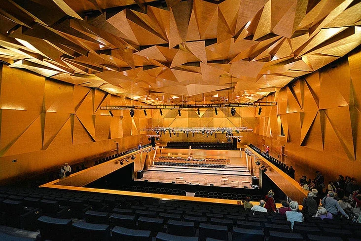 Szczecin, PL - Solo Concert | Szczecin Filharmonie Hall