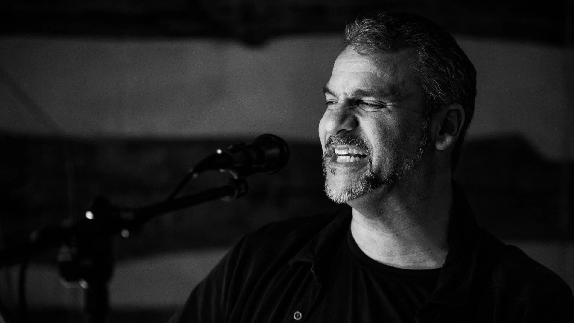 Live Music: Matt Benden