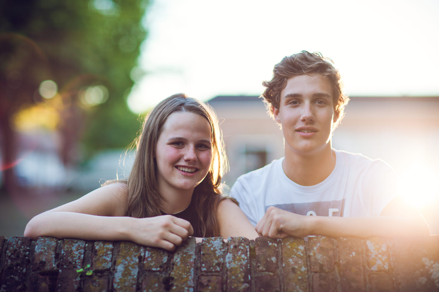 Canon EOS 5D Mark II | Canon 85/1.2 L II USM | 1/500 | f/1.8 | ISO 160 Bij deze foto gebruikte ik de lens-flare in mijn voordeel, de flitser stond nog deels in beeld (rechts)