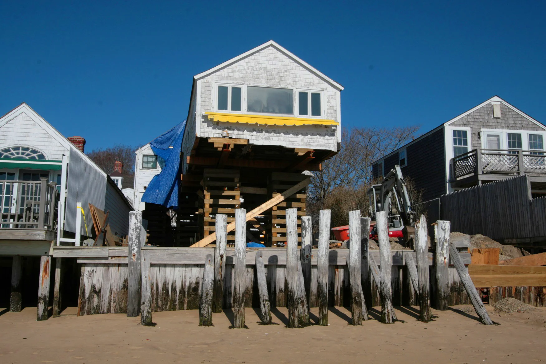 waterfront house lift jack cape cod provincetown.jpg