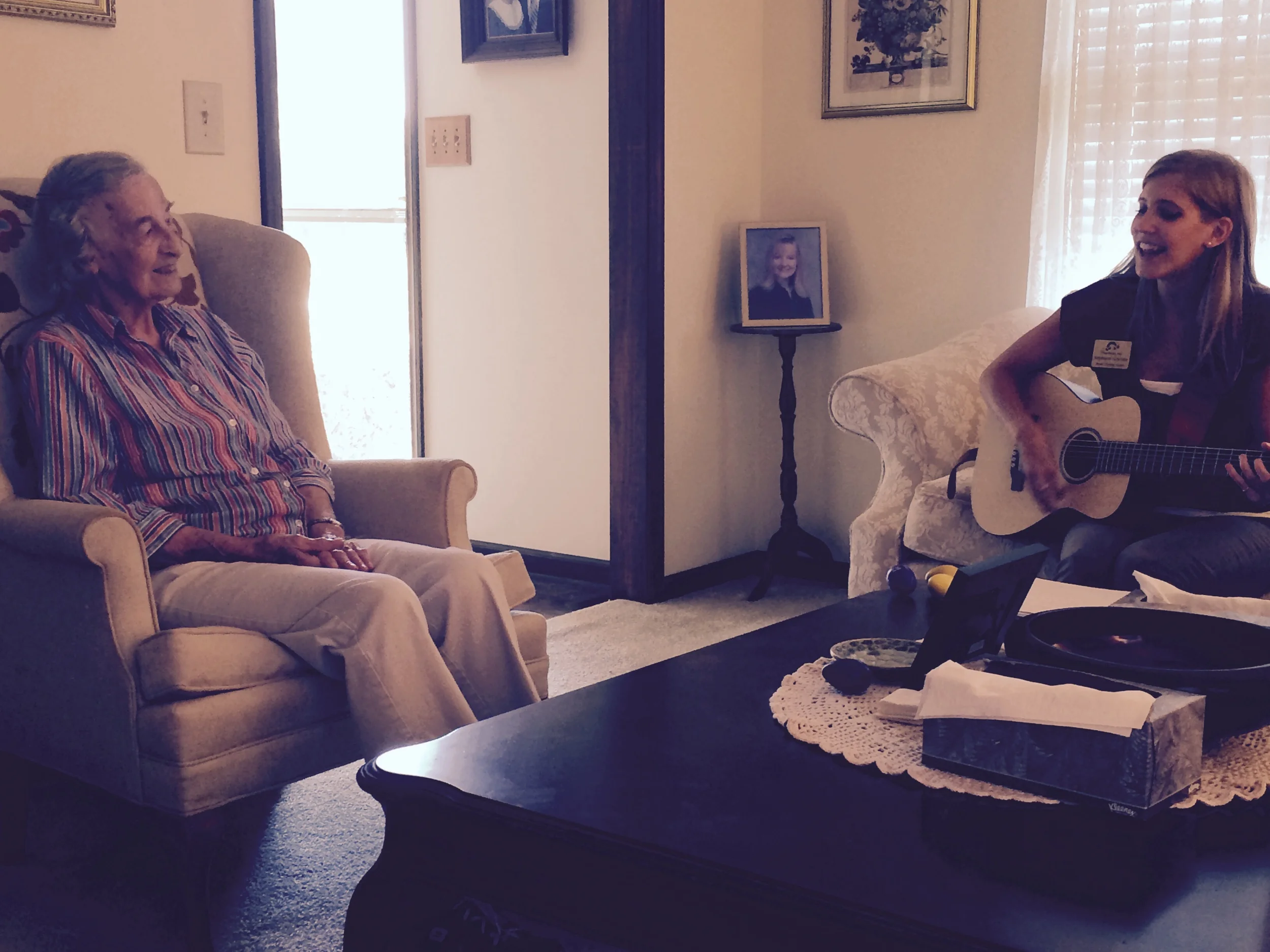 Music Therapy with Alzheimer's Disease- An Intern Perspective By: Stephanie Schecter