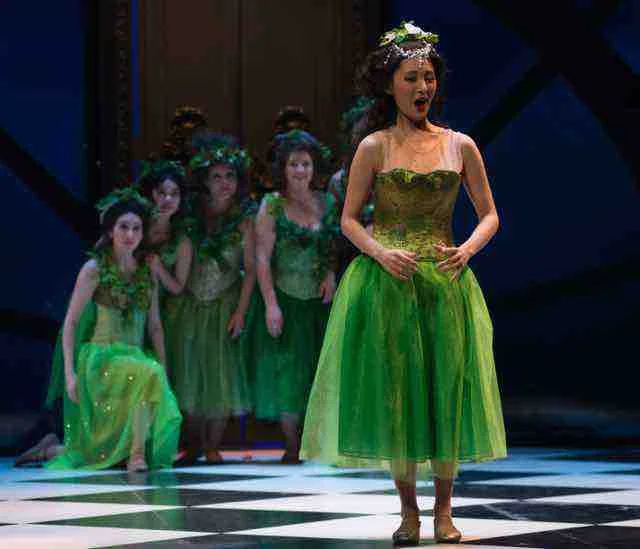 Cendrillon_139_-squashed.jpg