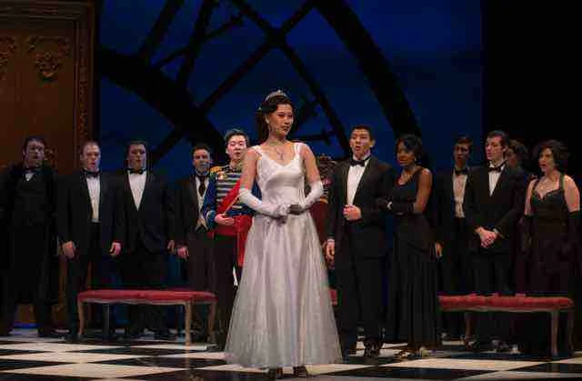 Cendrillon_206_-squashed.jpg