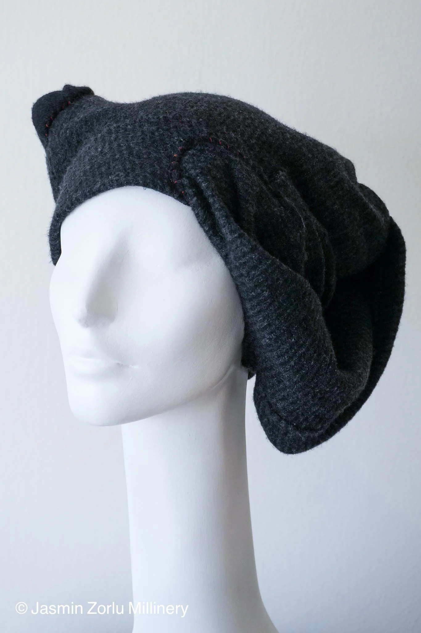 grey paysan beret-3.jpg