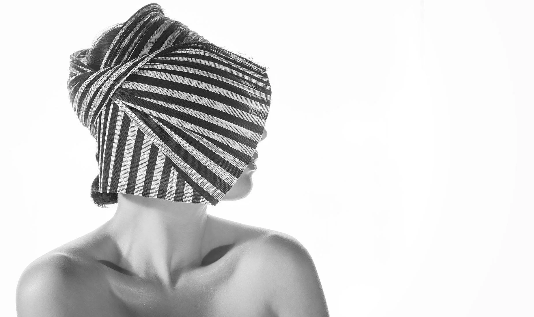 Mitre Visor in Striped Buntal, photo by Rudi Amedeus