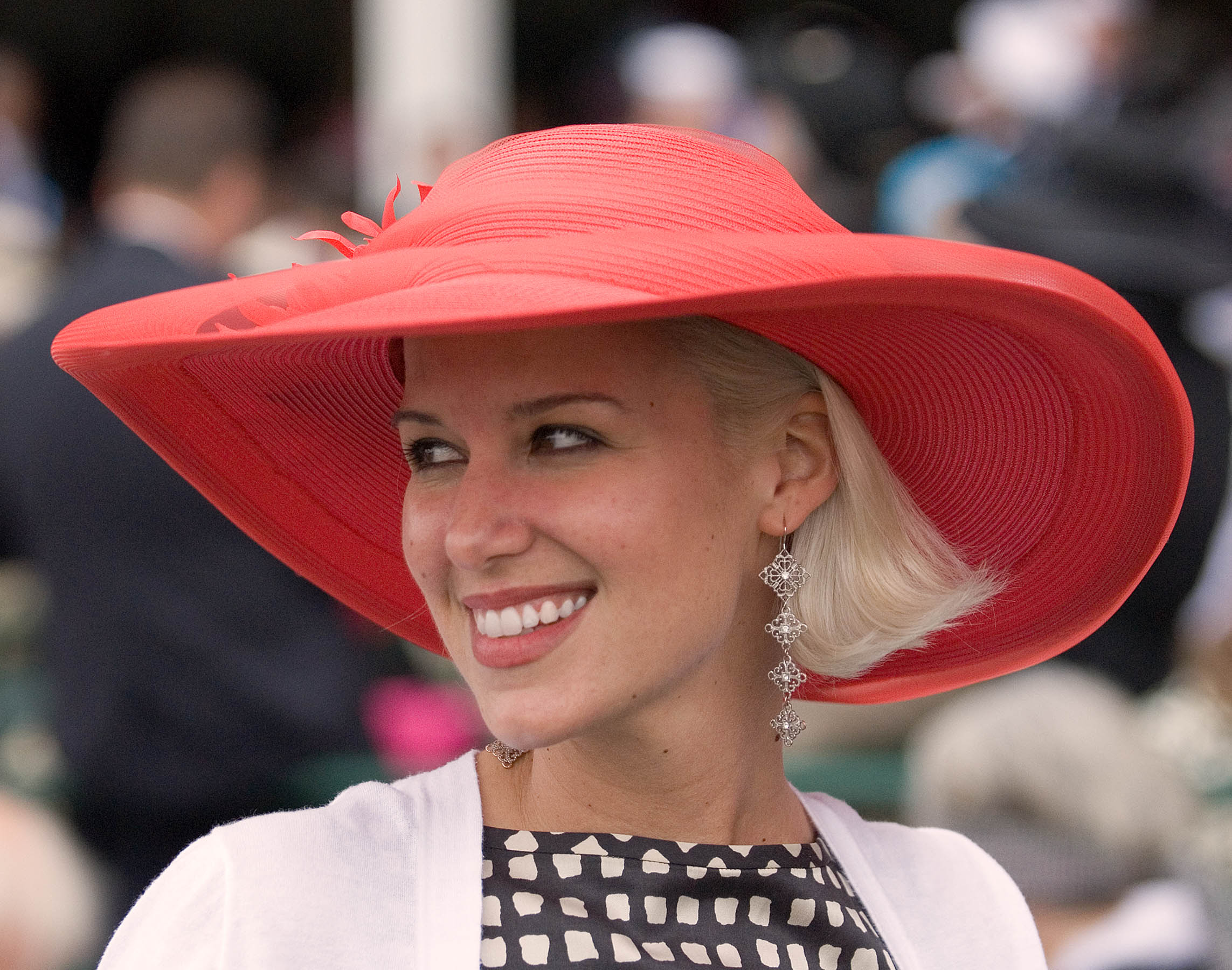 31_red hat.jpg