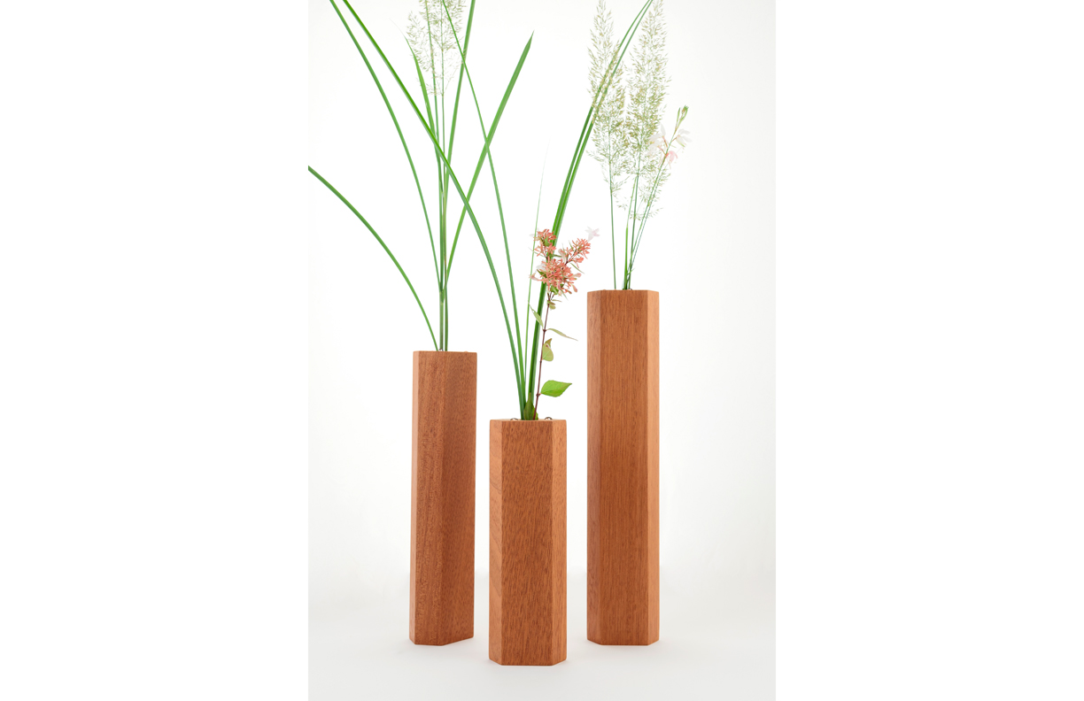 Vase_wood_design_02.jpg